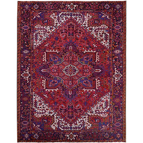 Goji Berry Red With Large Centre Medallion, 100% Wool, Hand Knotted, Tribal Weaving, Clean, Ends And Sides Secured, Good Condition, Persian Heriz Vintage Oriental Rug