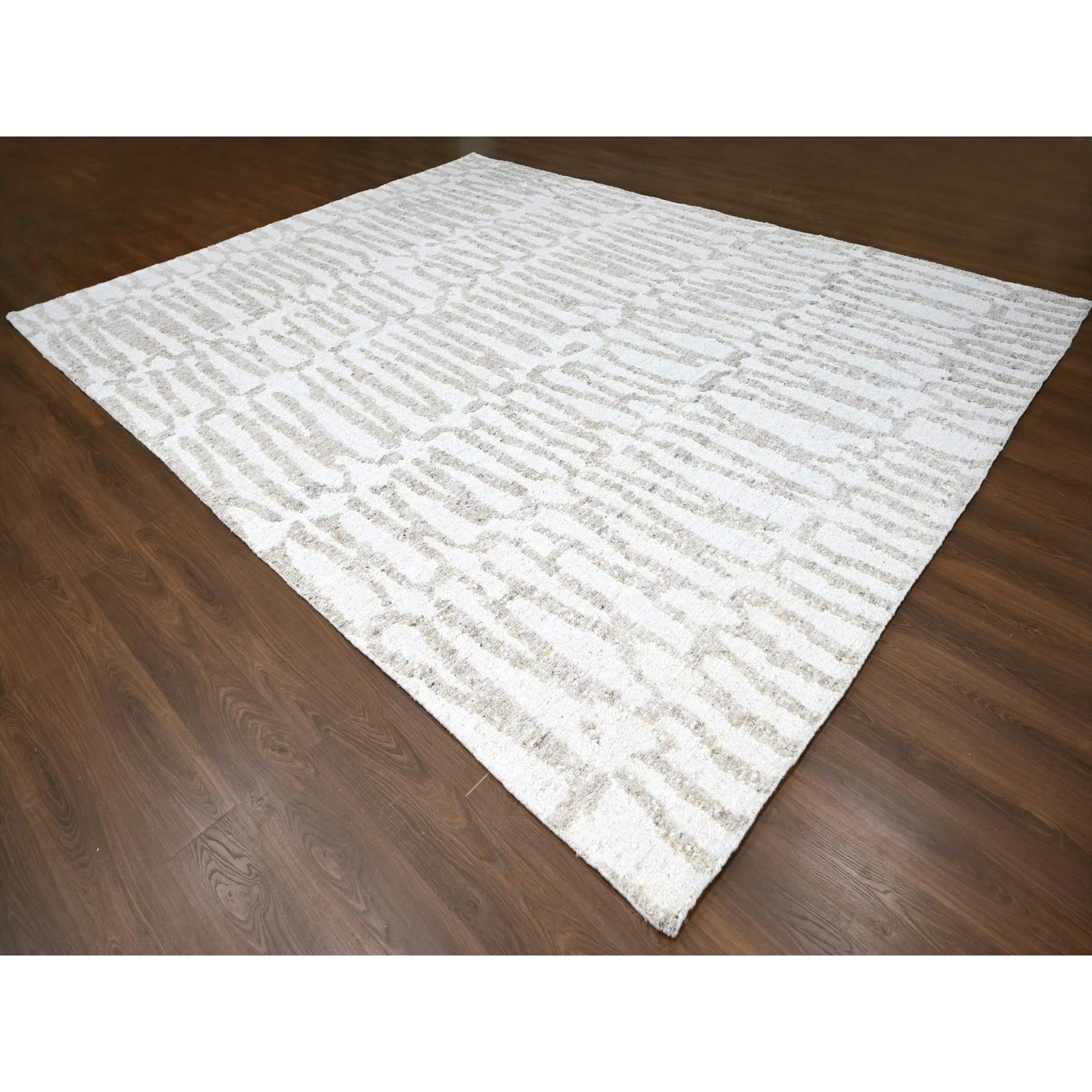 Modern-and-Contemporary-Hand-Knotted-Rug-51755