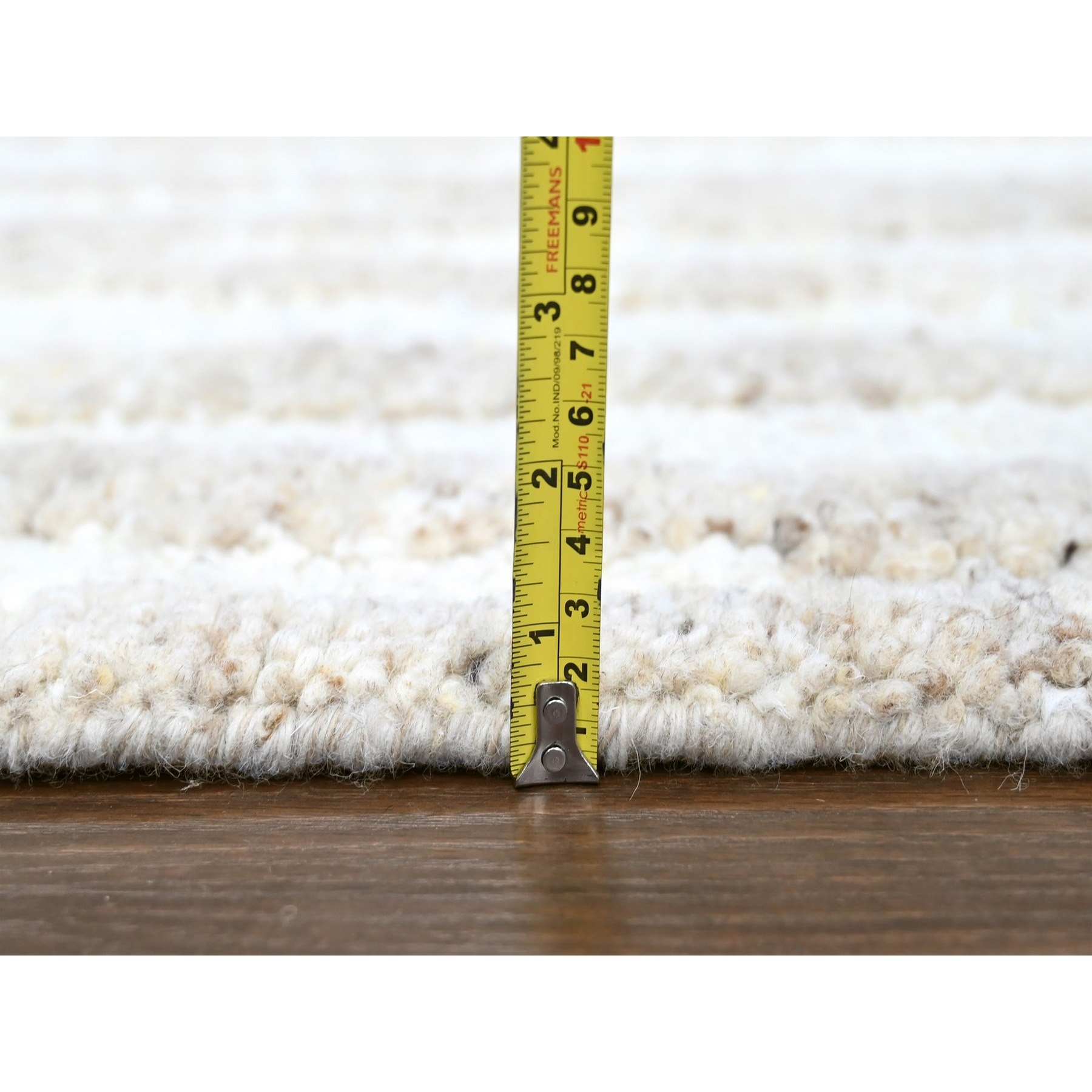 Modern-and-Contemporary-Hand-Knotted-Rug-51755