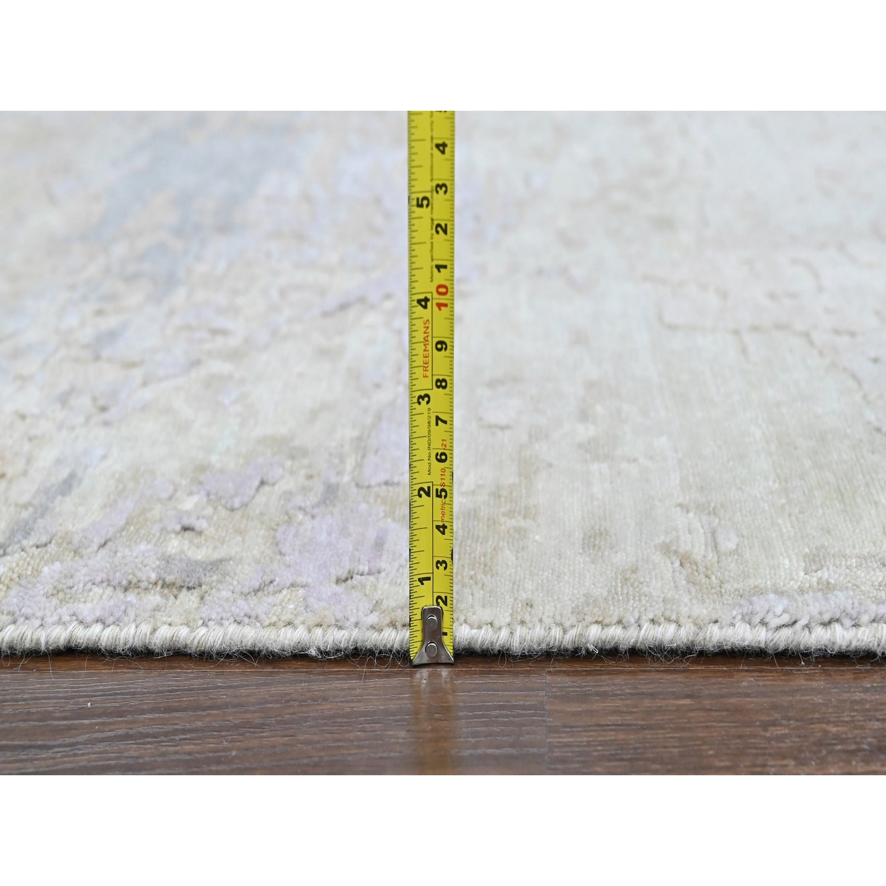 Modern-and-Contemporary-Hand-Knotted-Rug-52055
