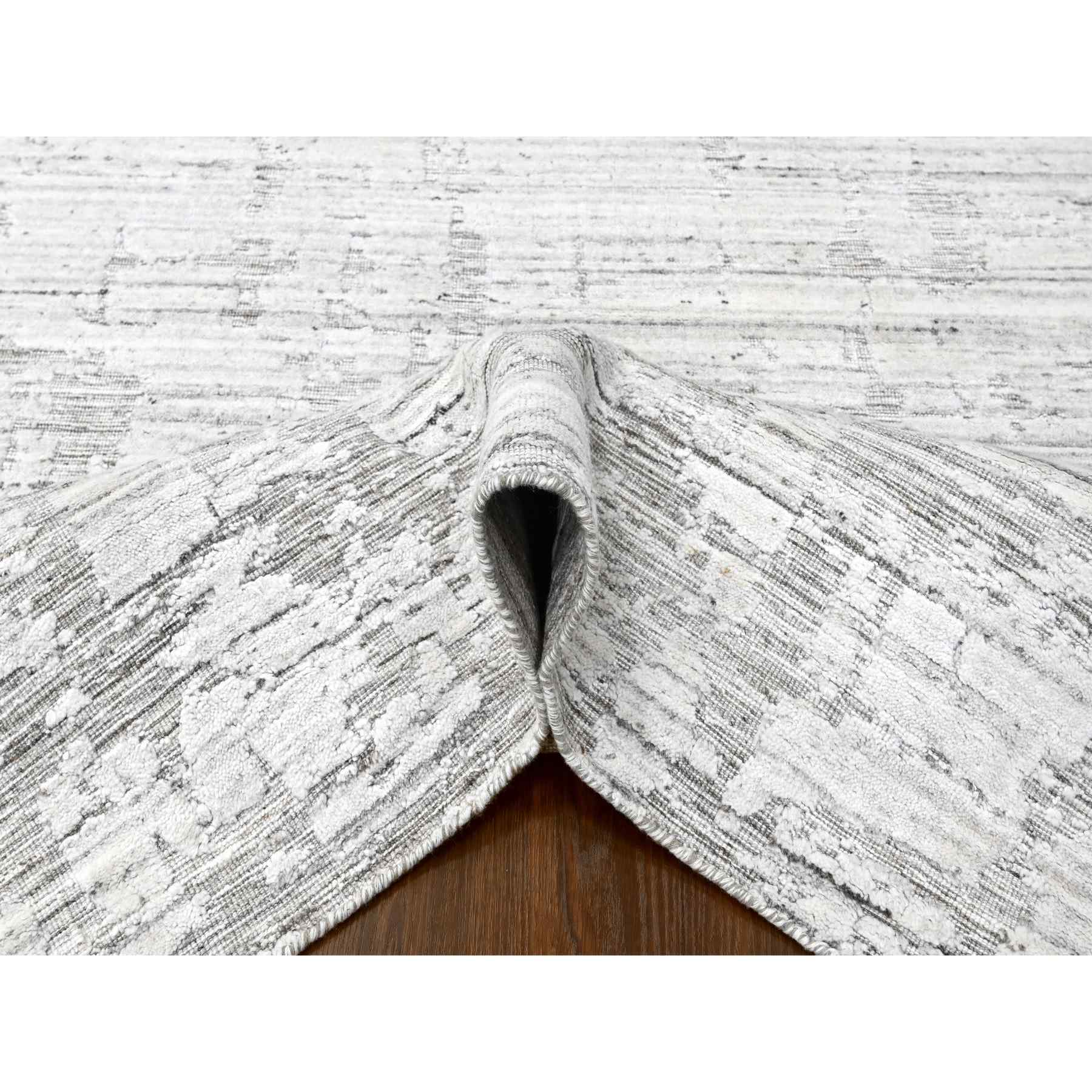 Modern-and-Contemporary-Hand-Loomed-Rug-51350