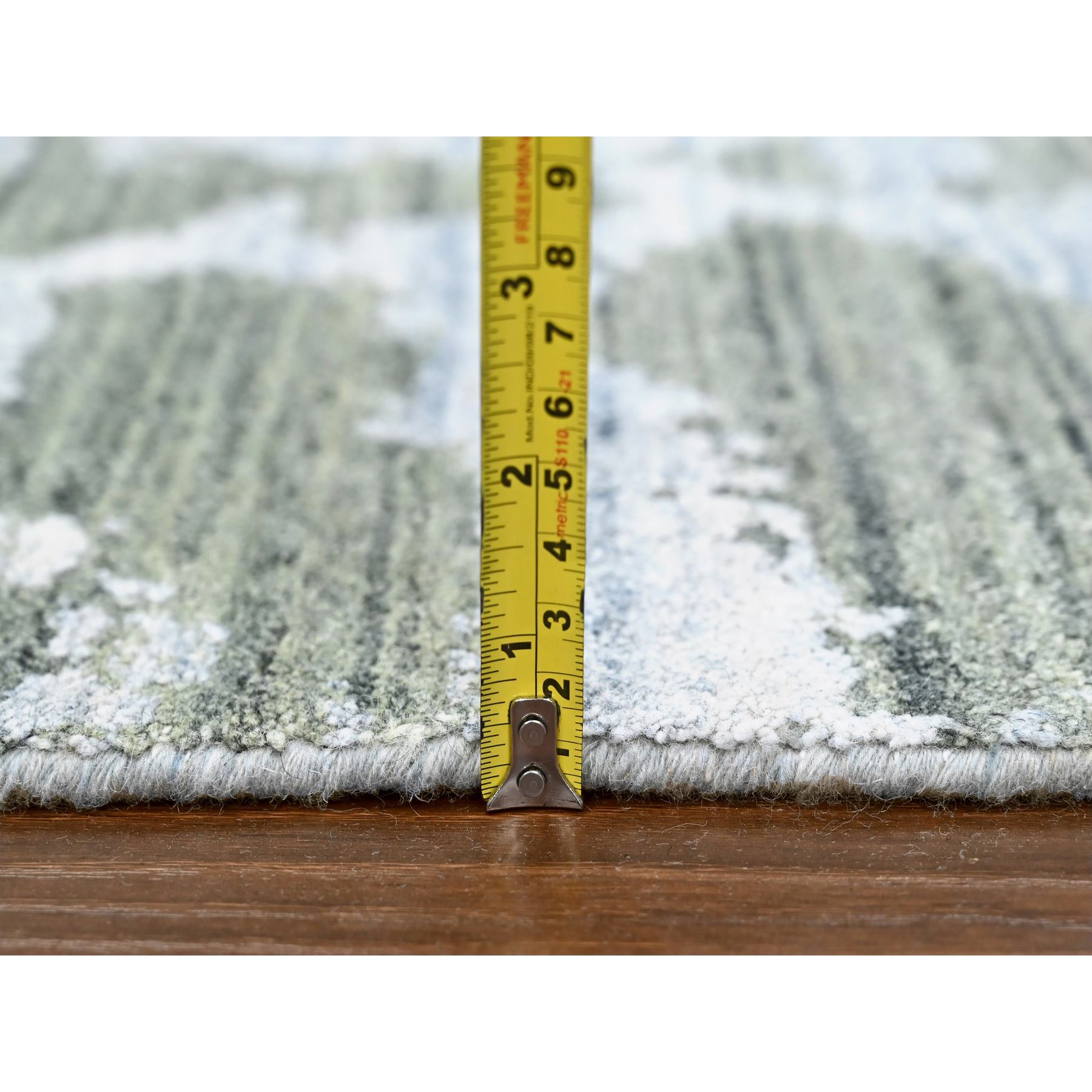 Modern-and-Contemporary-Hand-Loomed-Rug-51410