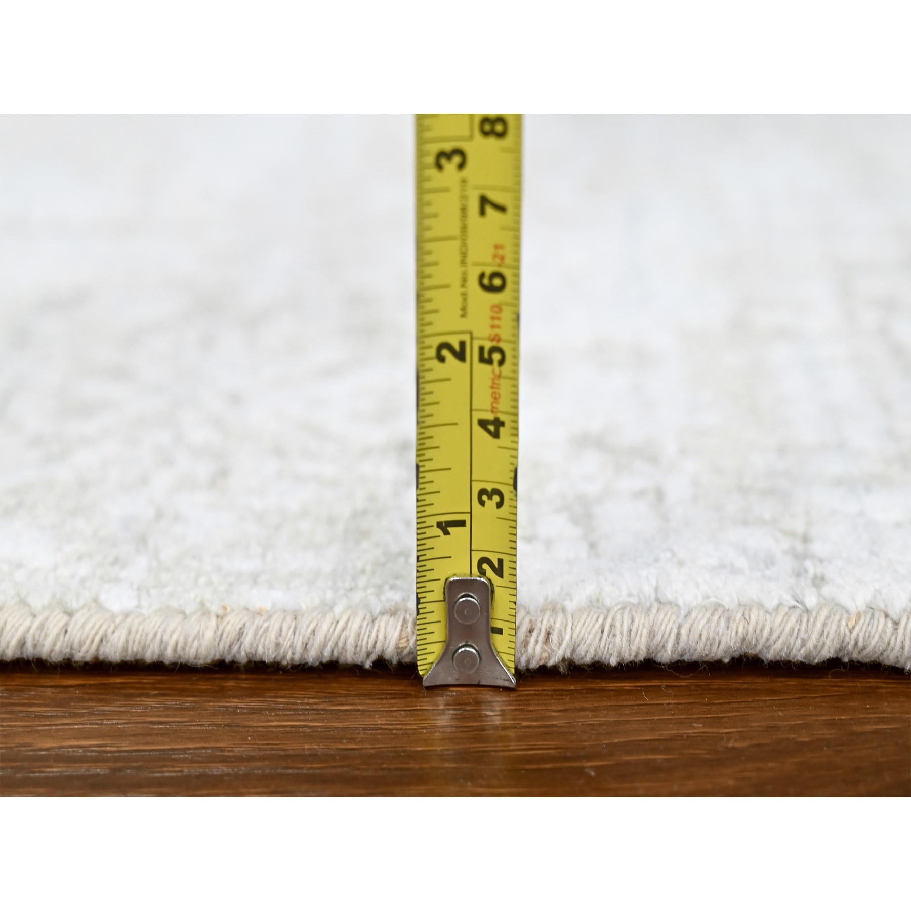 Modern-and-Contemporary-Hand-Loomed-Rug-51420