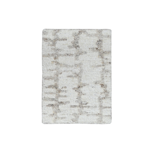 Chiffon White, Minimalist Swedish Design, Hand Knotted, Pure Wool, Sample, Mat, Oriental Rug