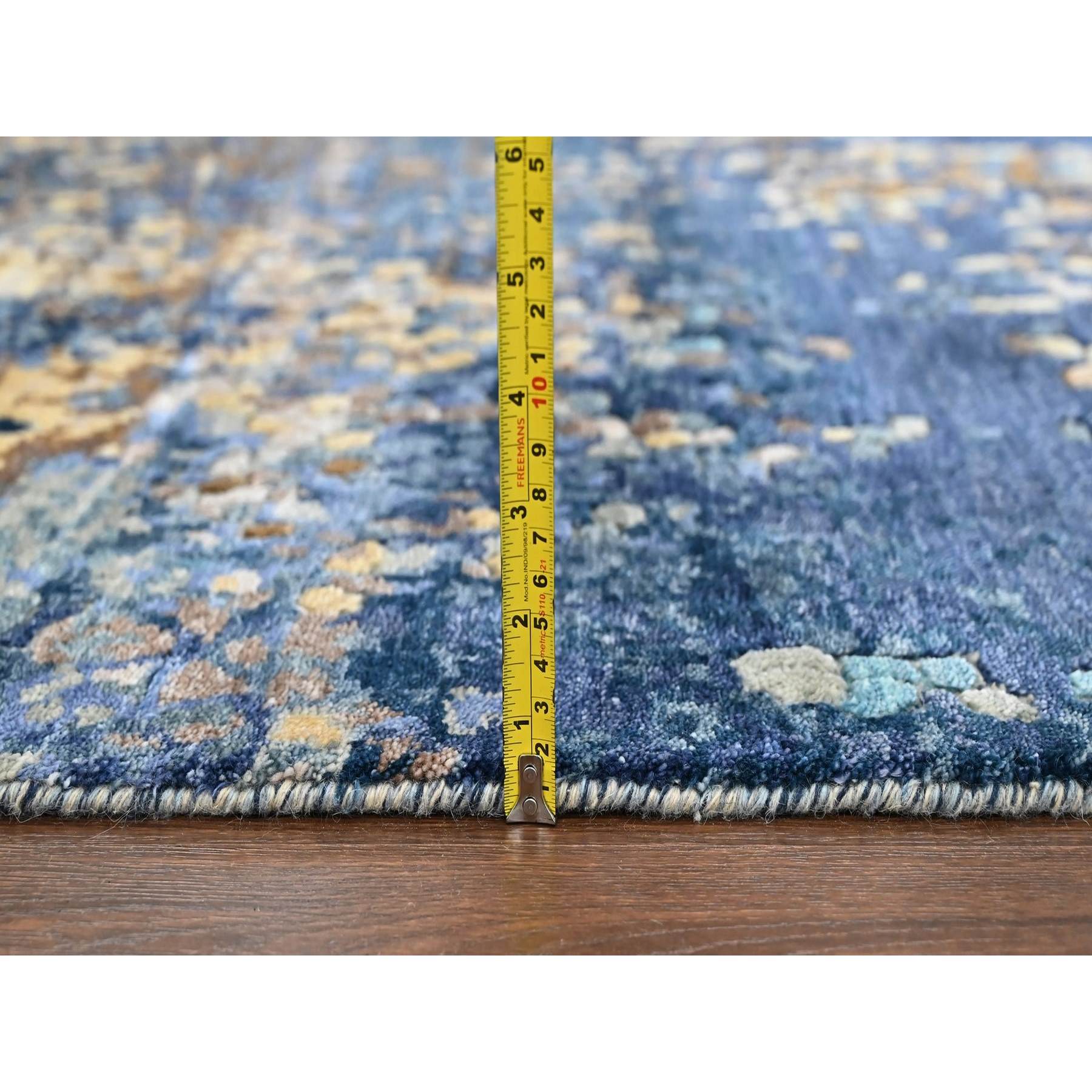 Modern-and-Contemporary-Hand-Knotted-Rug-52810