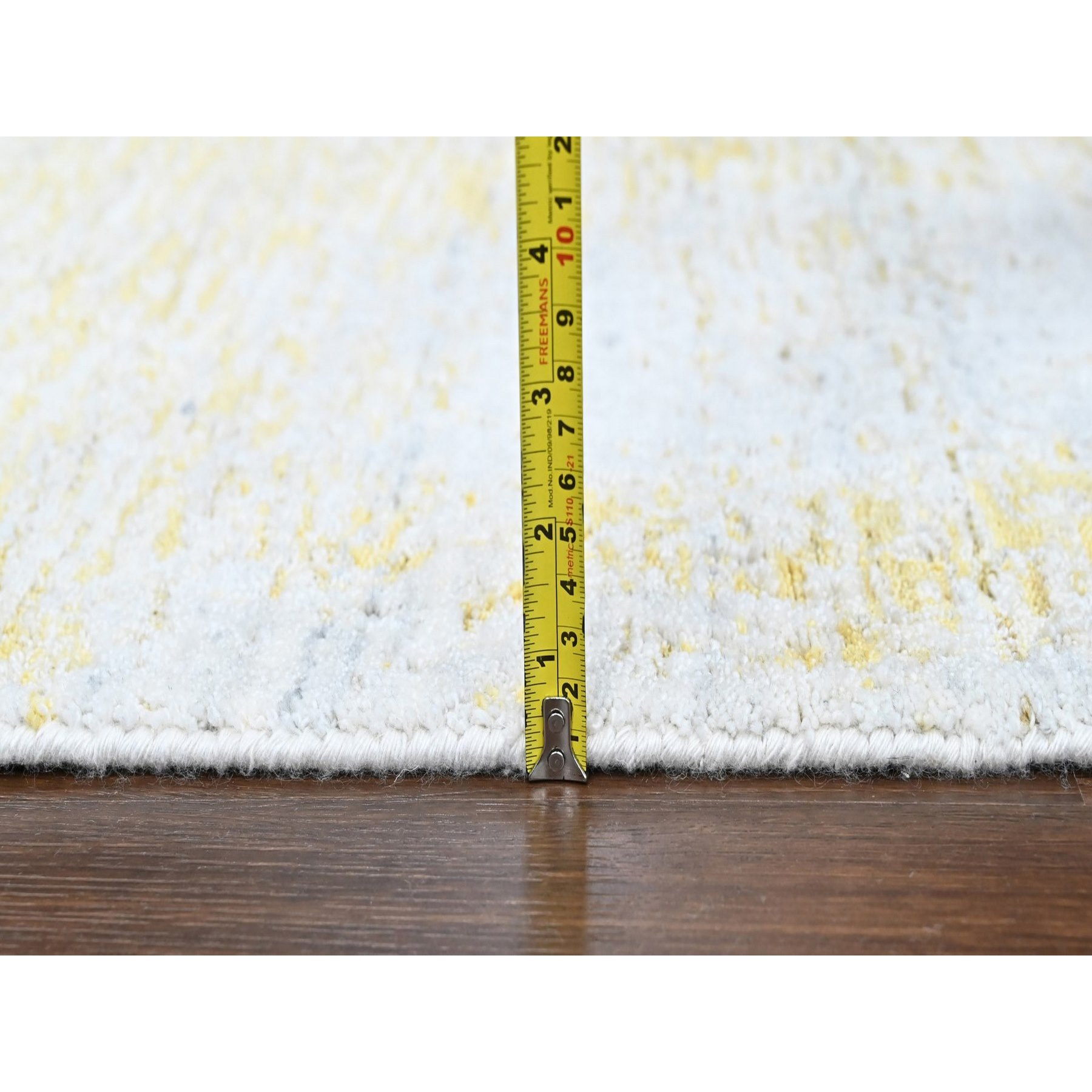 Modern-and-Contemporary-Hand-Loomed-Rug-52510