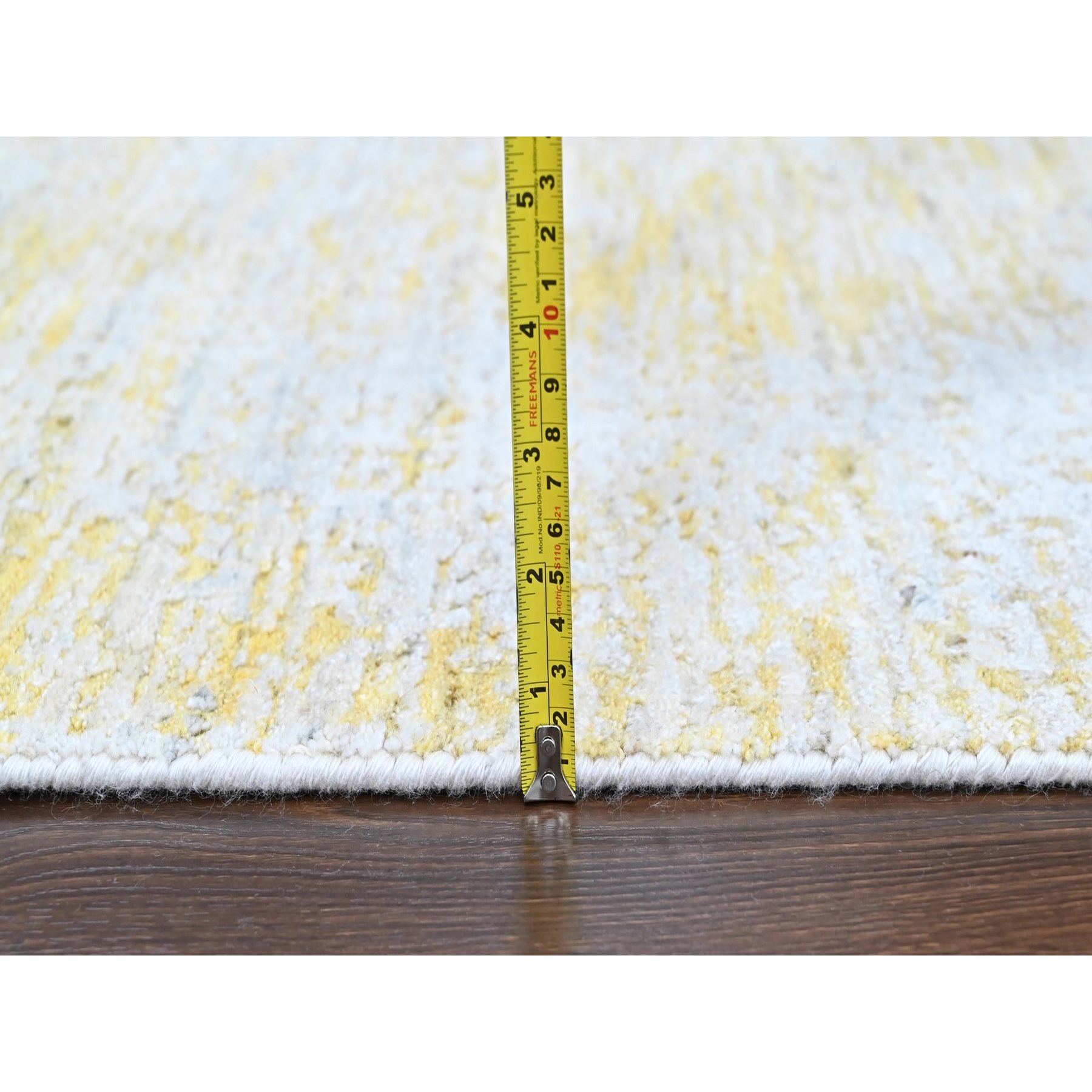 Modern-and-Contemporary-Hand-Loomed-Rug-52525