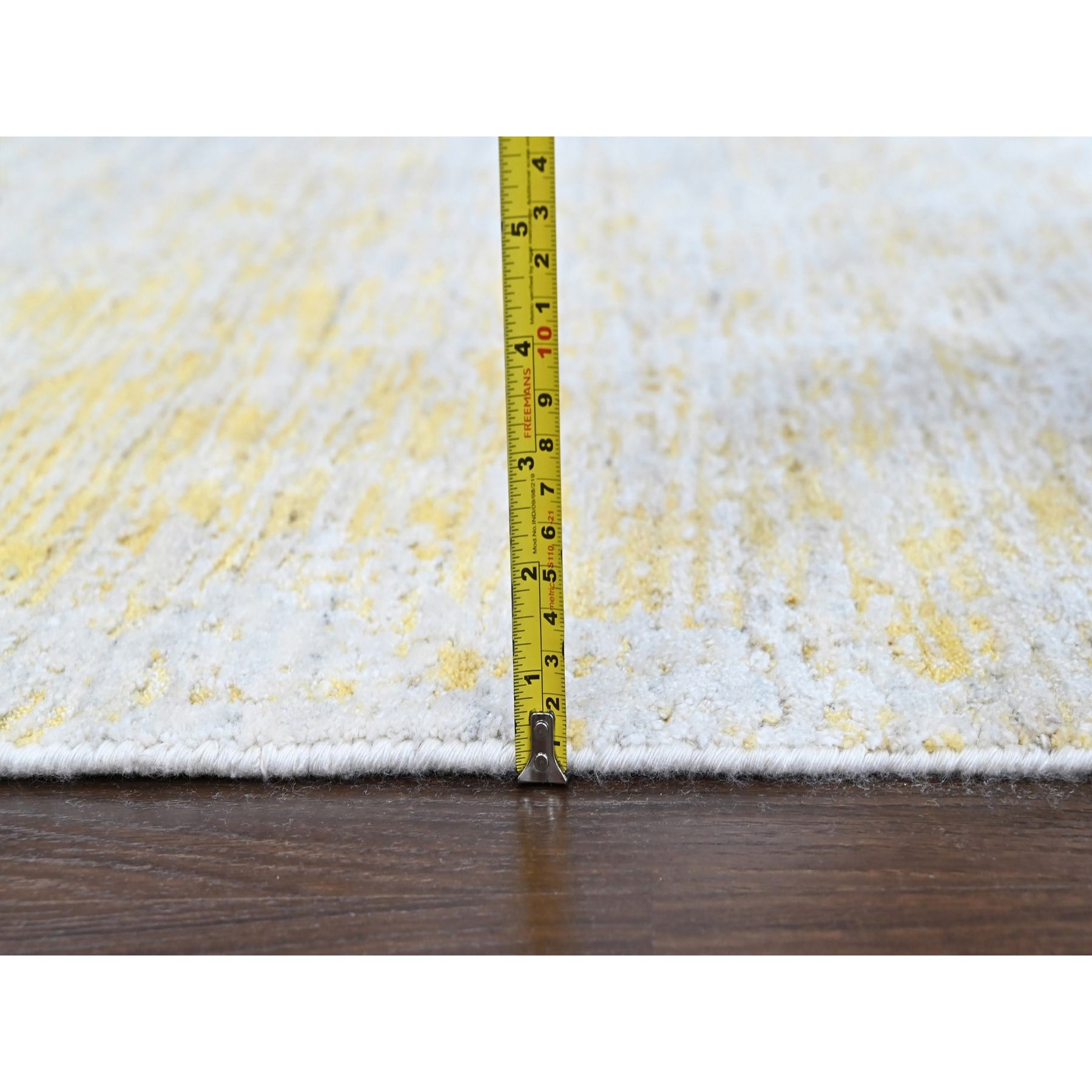 Modern-and-Contemporary-Hand-Loomed-Rug-52560