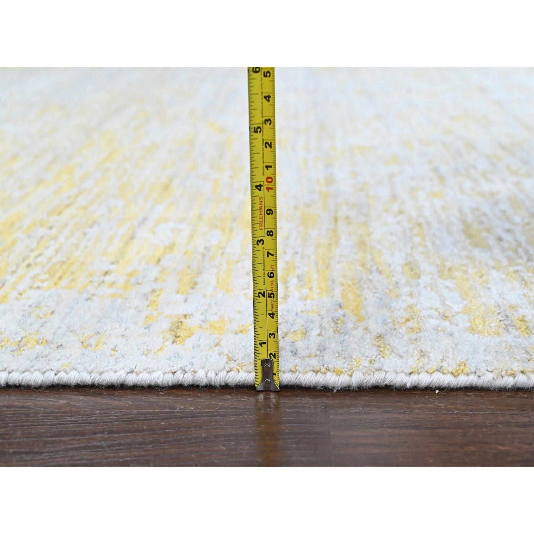 Modern-and-Contemporary-Hand-Loomed-Rug-52575