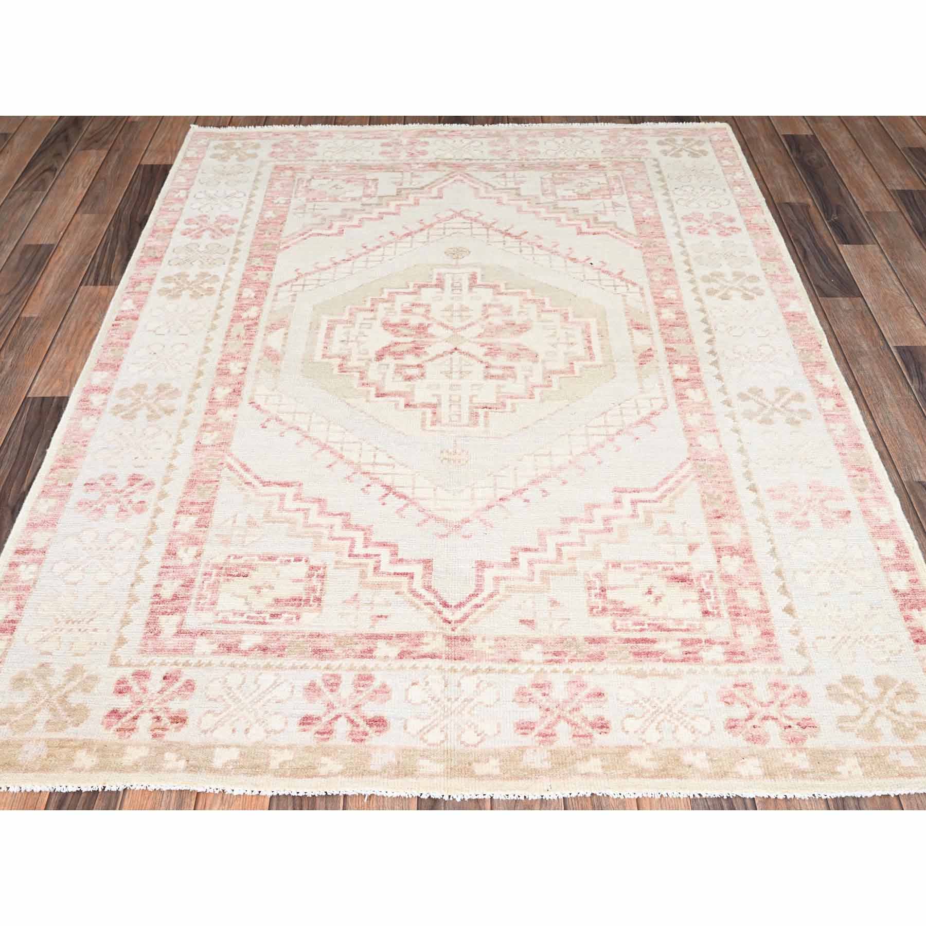 Oushak-And-Peshawar-Hand-Knotted-Rug-9910