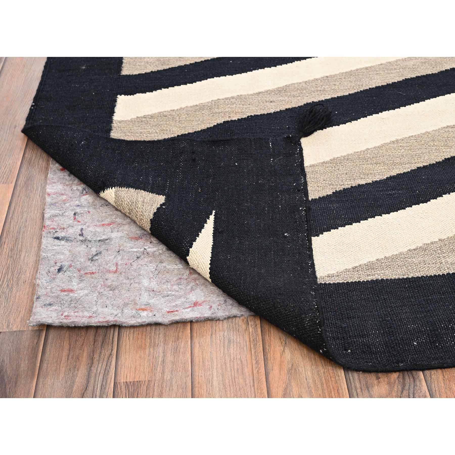 Tribal-Geometric-Hand-Woven-Rug-9775