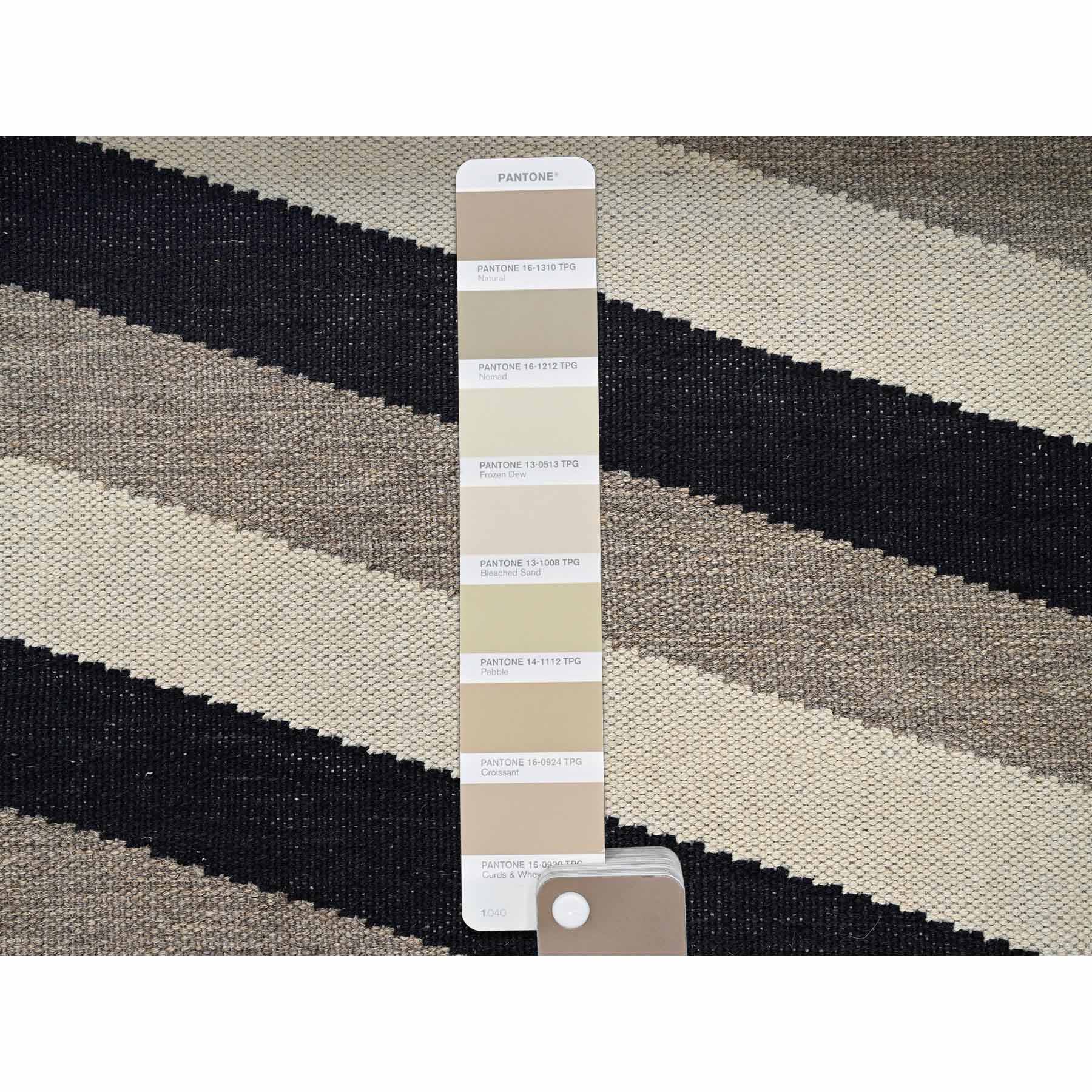 Tribal-Geometric-Hand-Woven-Rug-9775