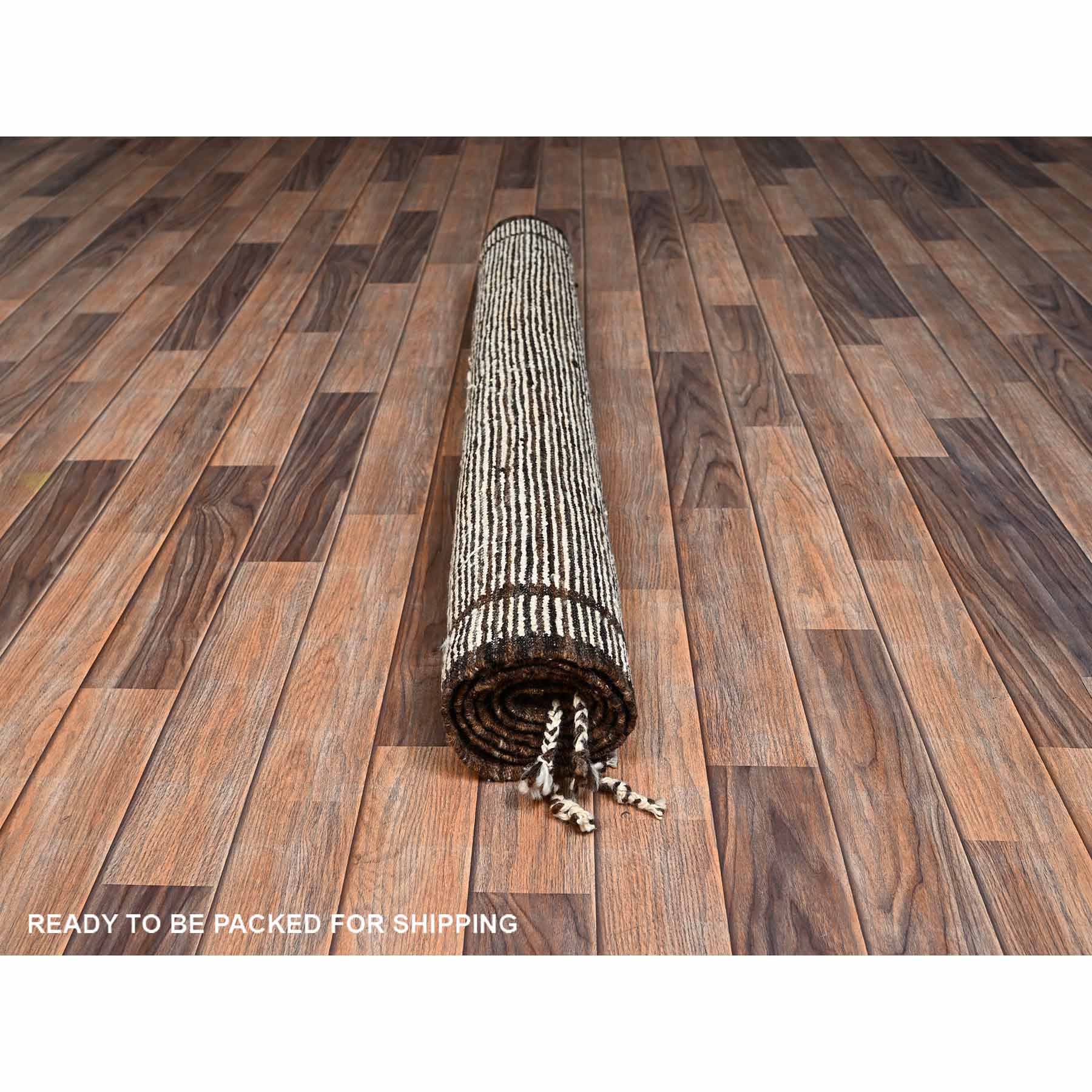 Modern-and-Contemporary-Hand-Knotted-Rug-11550