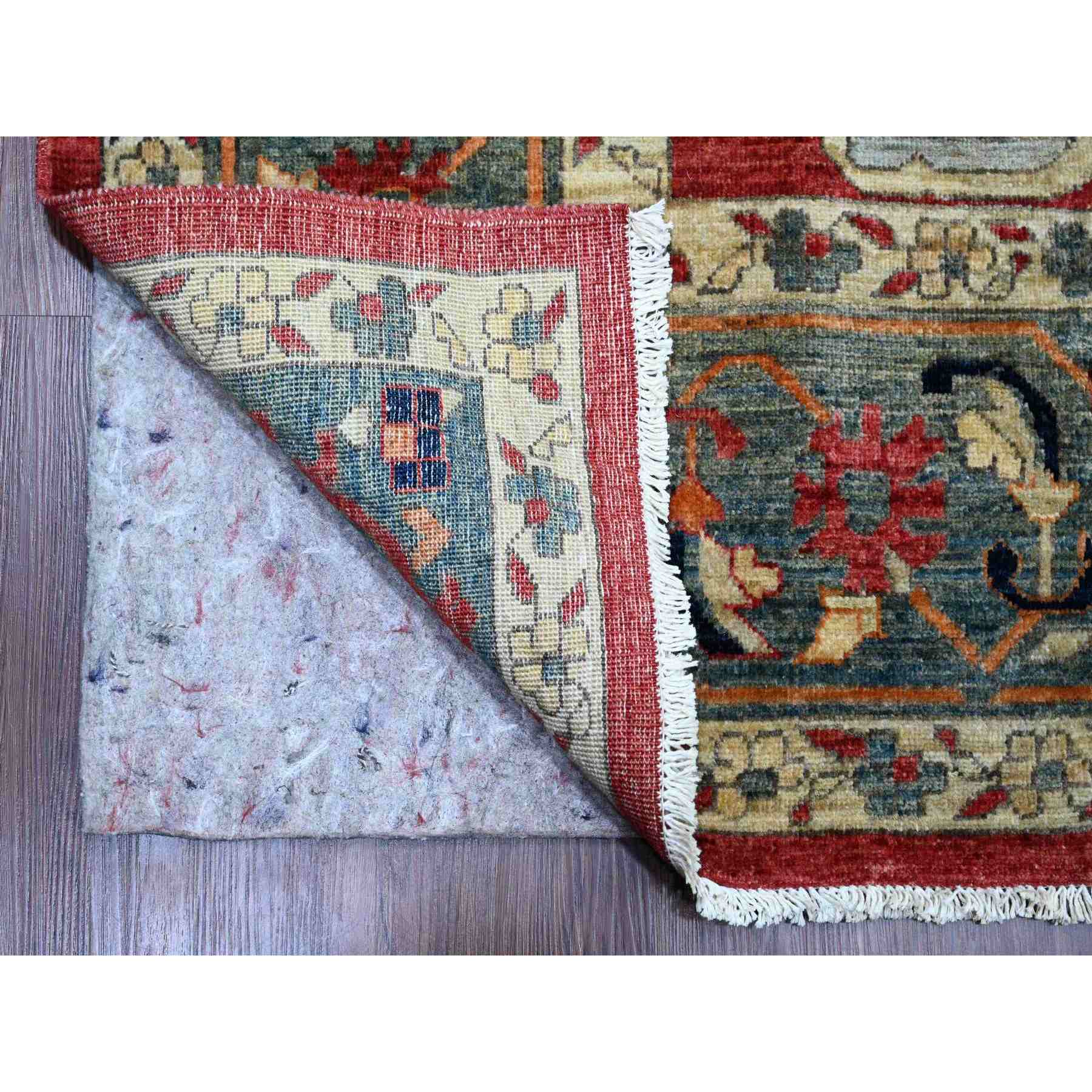 Heriz-Hand-Knotted-Rug-100520