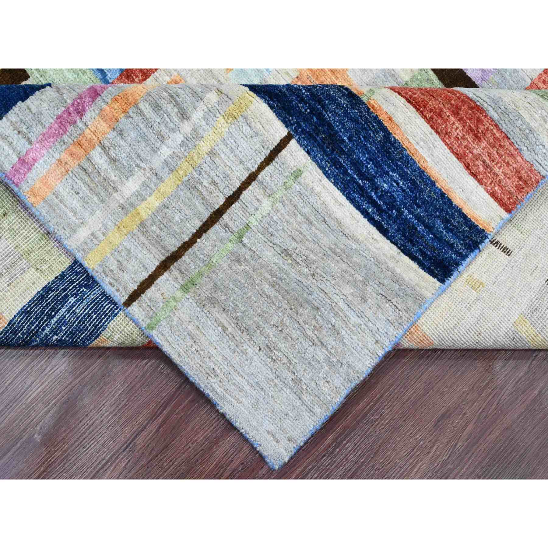 Modern-and-Contemporary-Hand-Knotted-Rug-100095