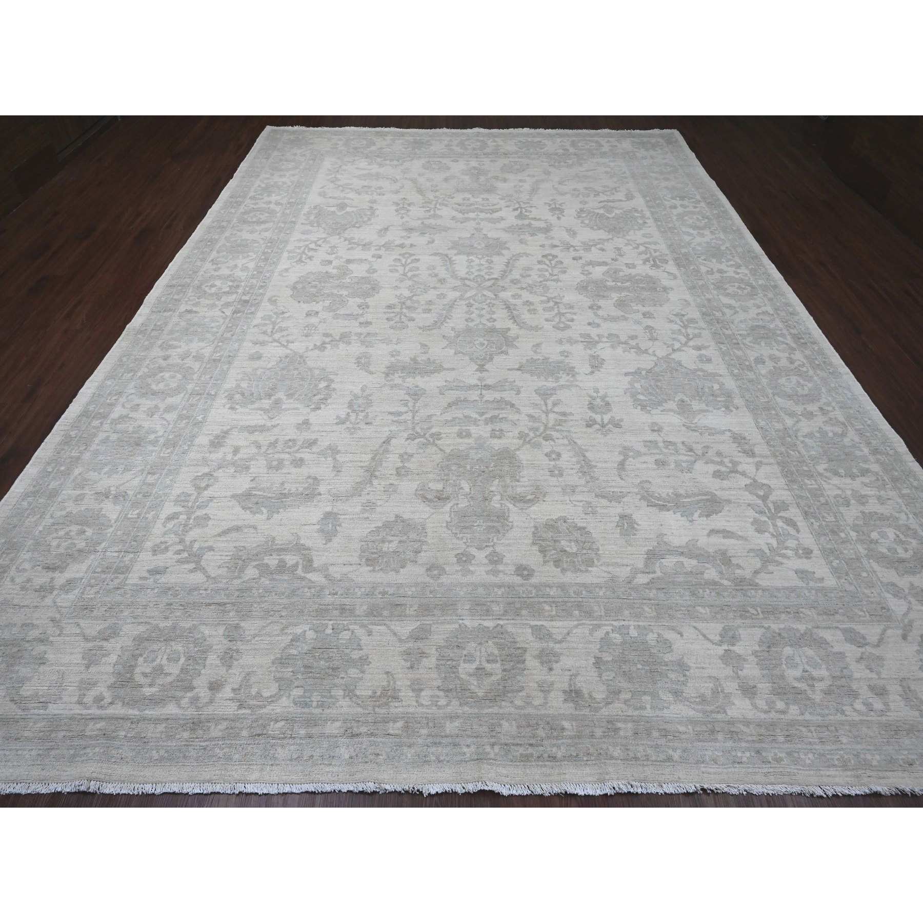 Oushak-And-Peshawar-Hand-Knotted-Rug-100925