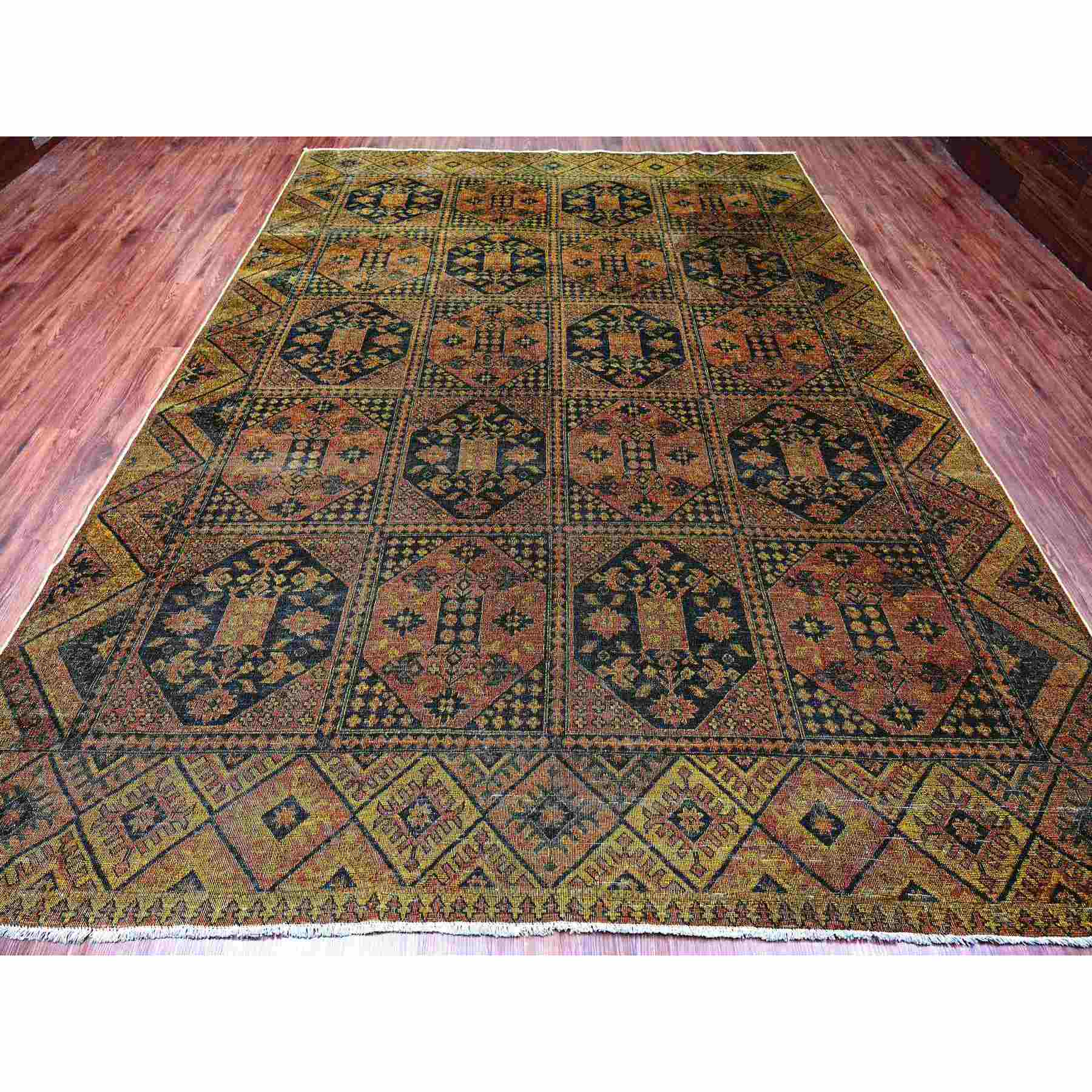 Vintage-Hand-Knotted-Rug-101870