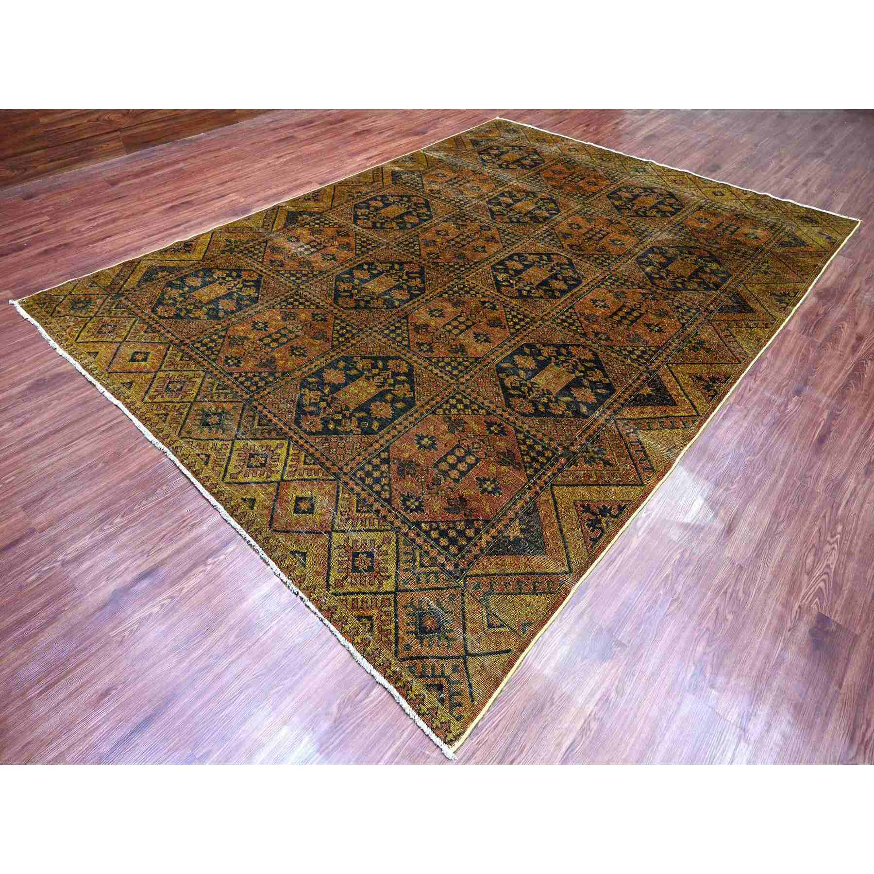 Vintage-Hand-Knotted-Rug-101870