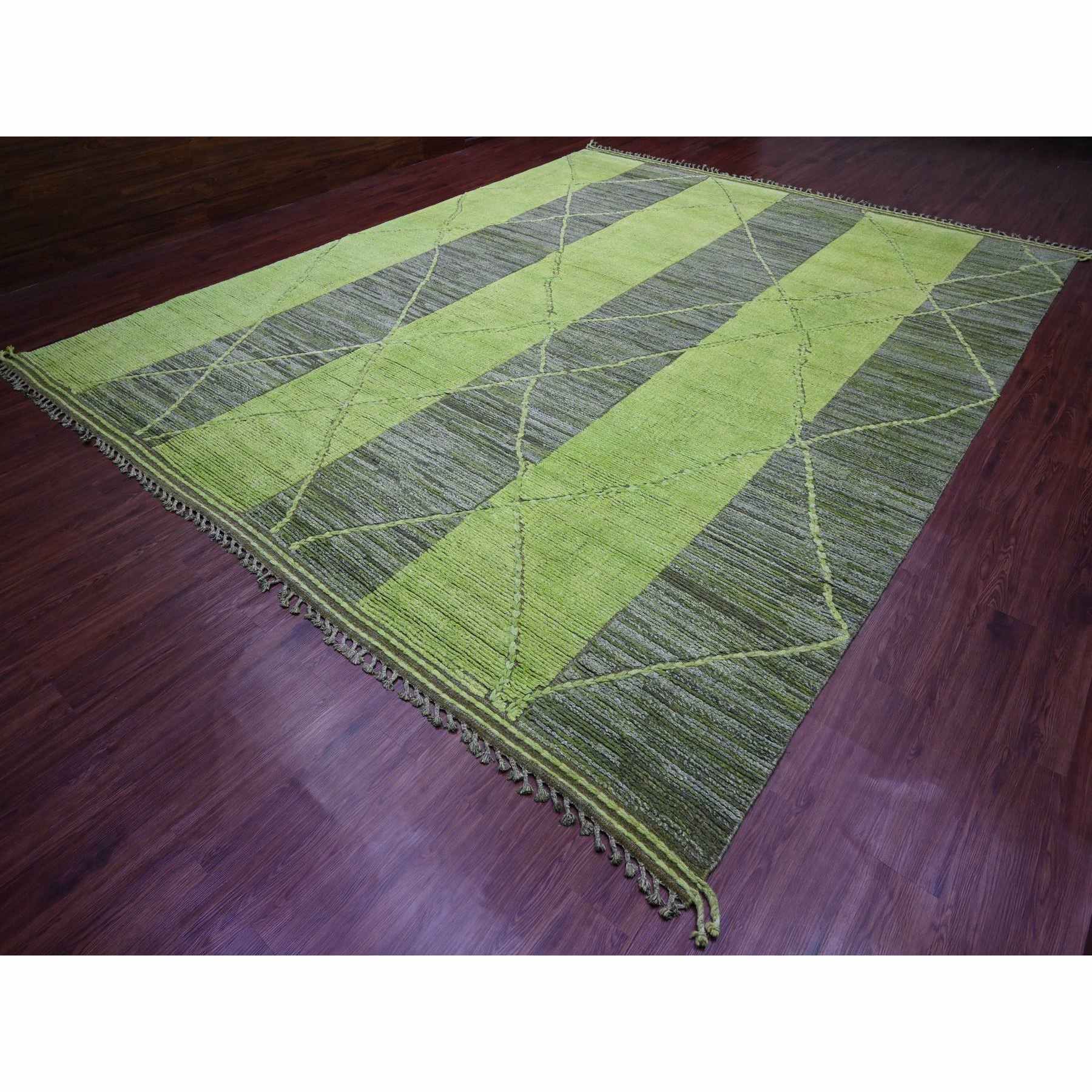 Tribal-Geometric-Hand-Knotted-Rug-100750