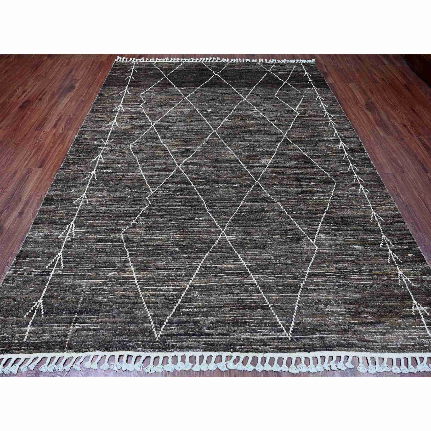 Tribal-Geometric-Hand-Knotted-Rug-101925