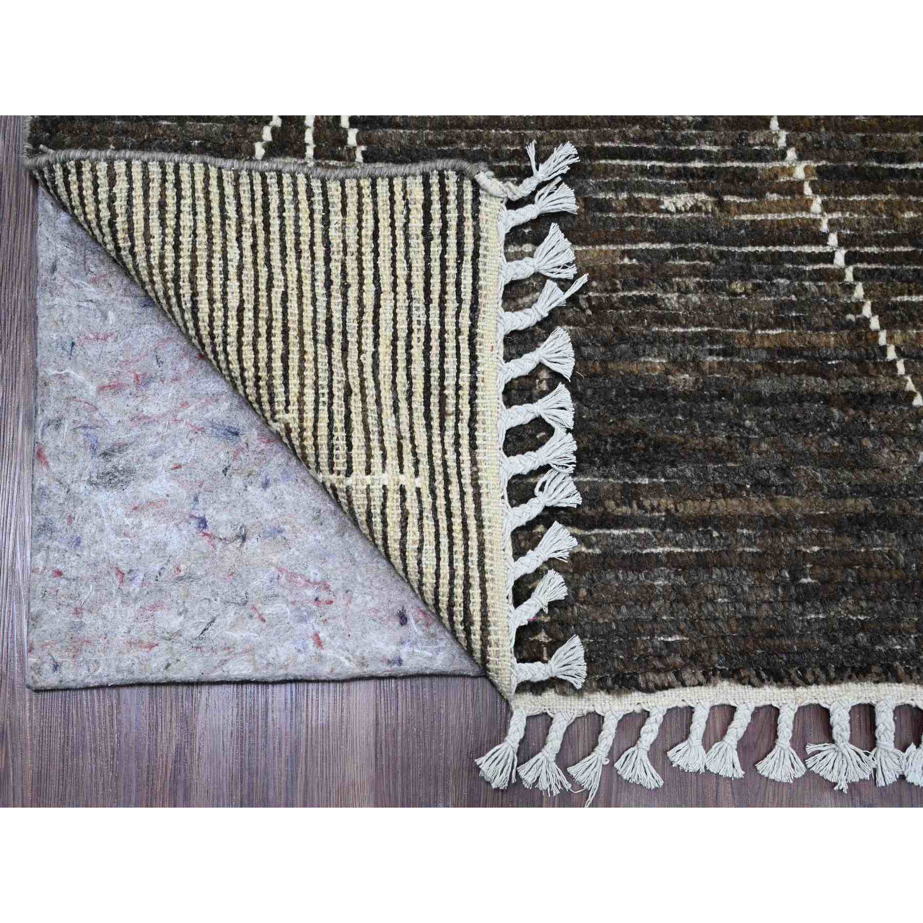 Tribal-Geometric-Hand-Knotted-Rug-101925
