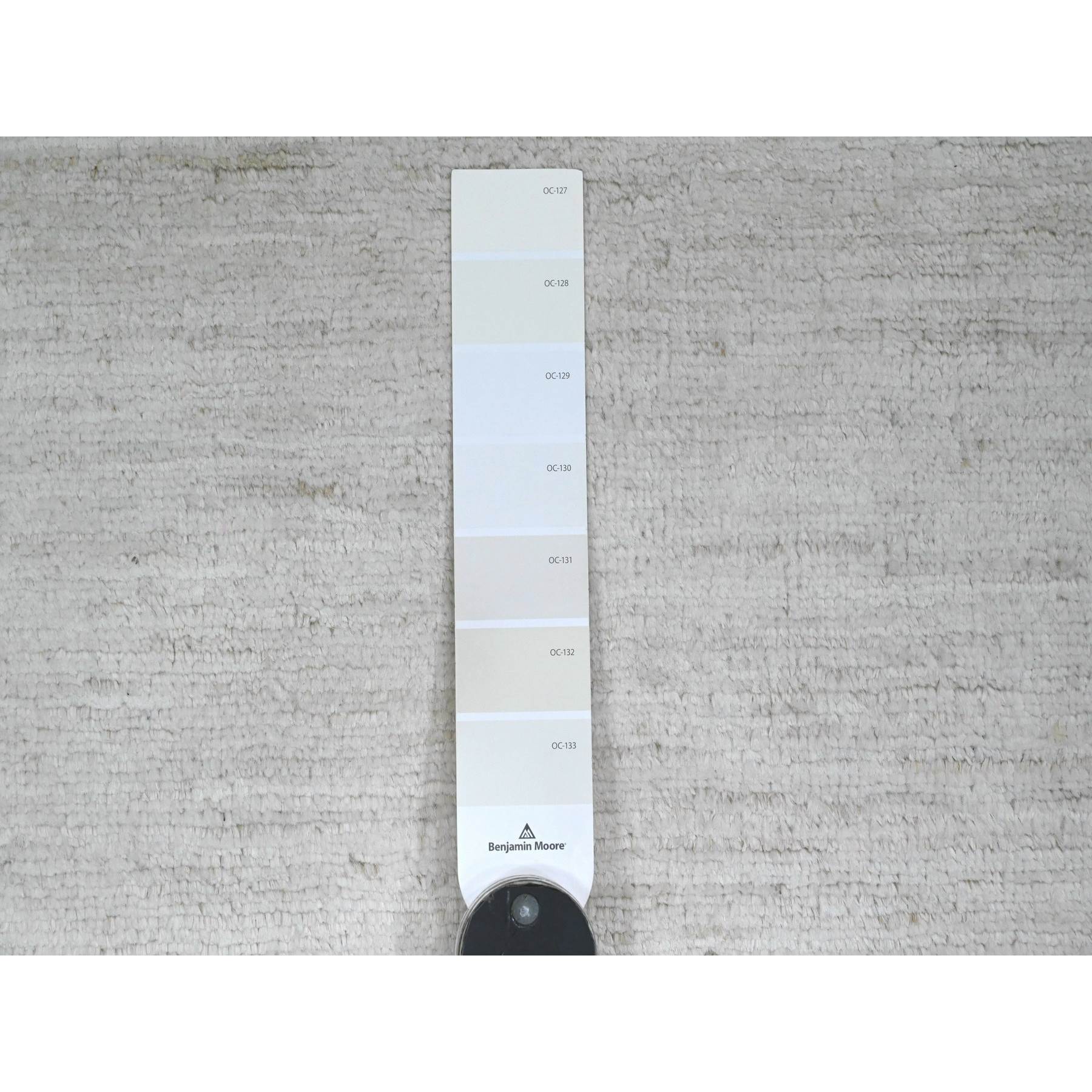Modern-and-Contemporary-Hand-Knotted-Rug-104130