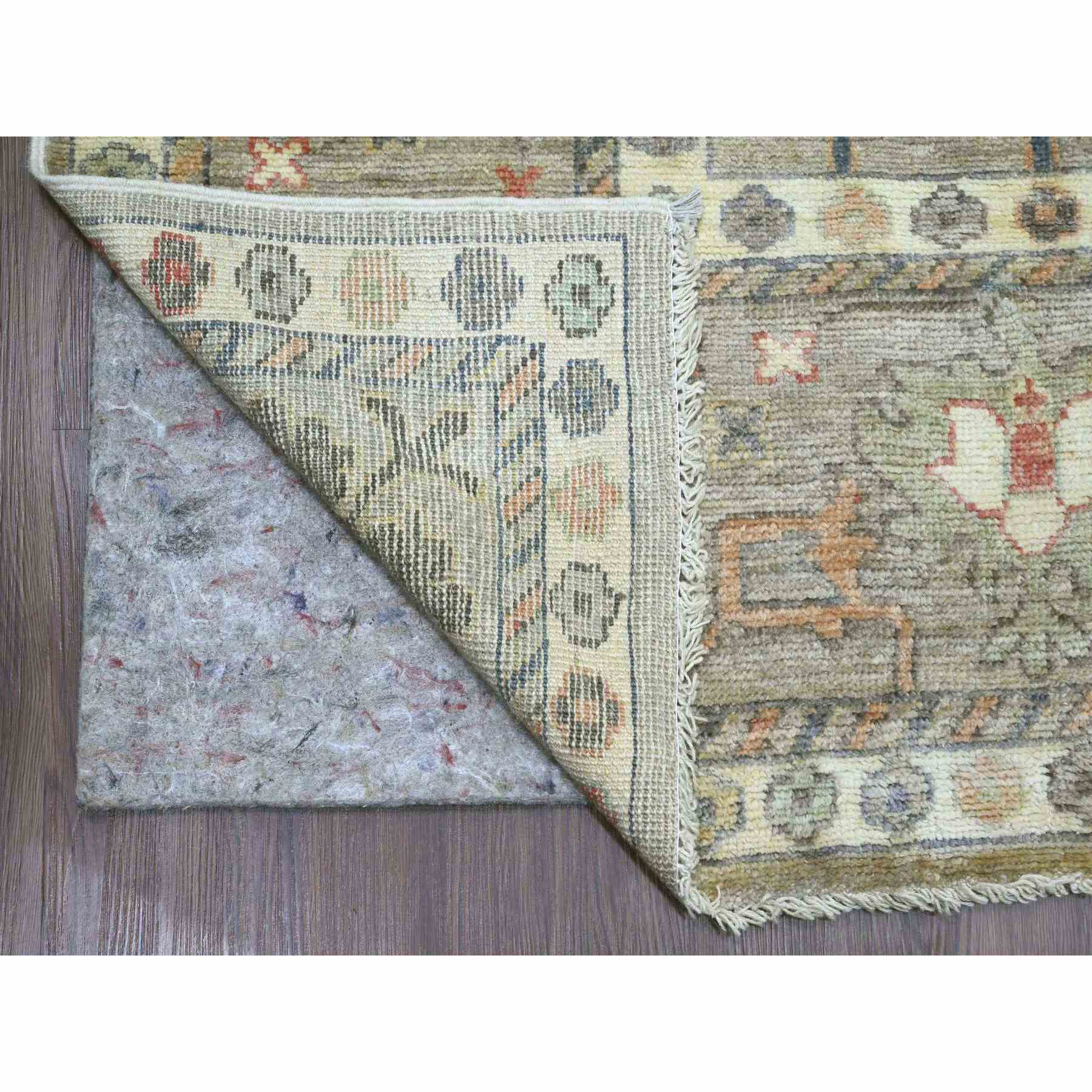 Oushak-And-Peshawar-Hand-Knotted-Rug-104210