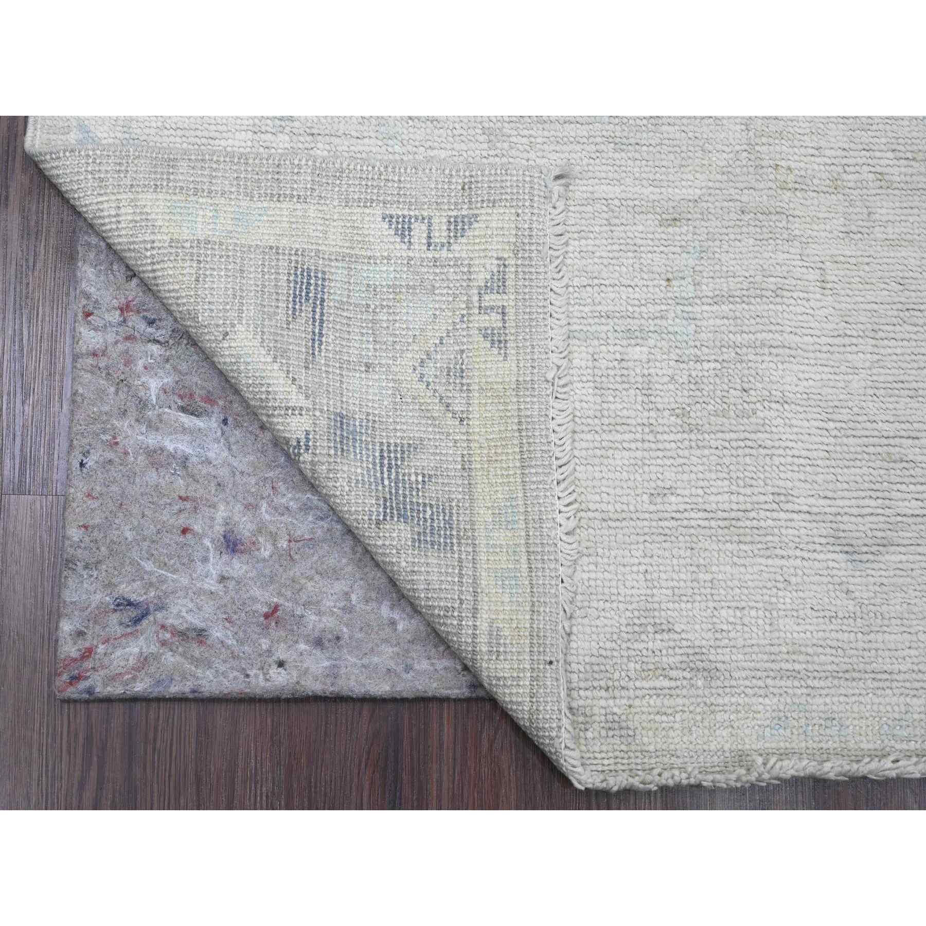 Oushak-And-Peshawar-Hand-Knotted-Rug-104310