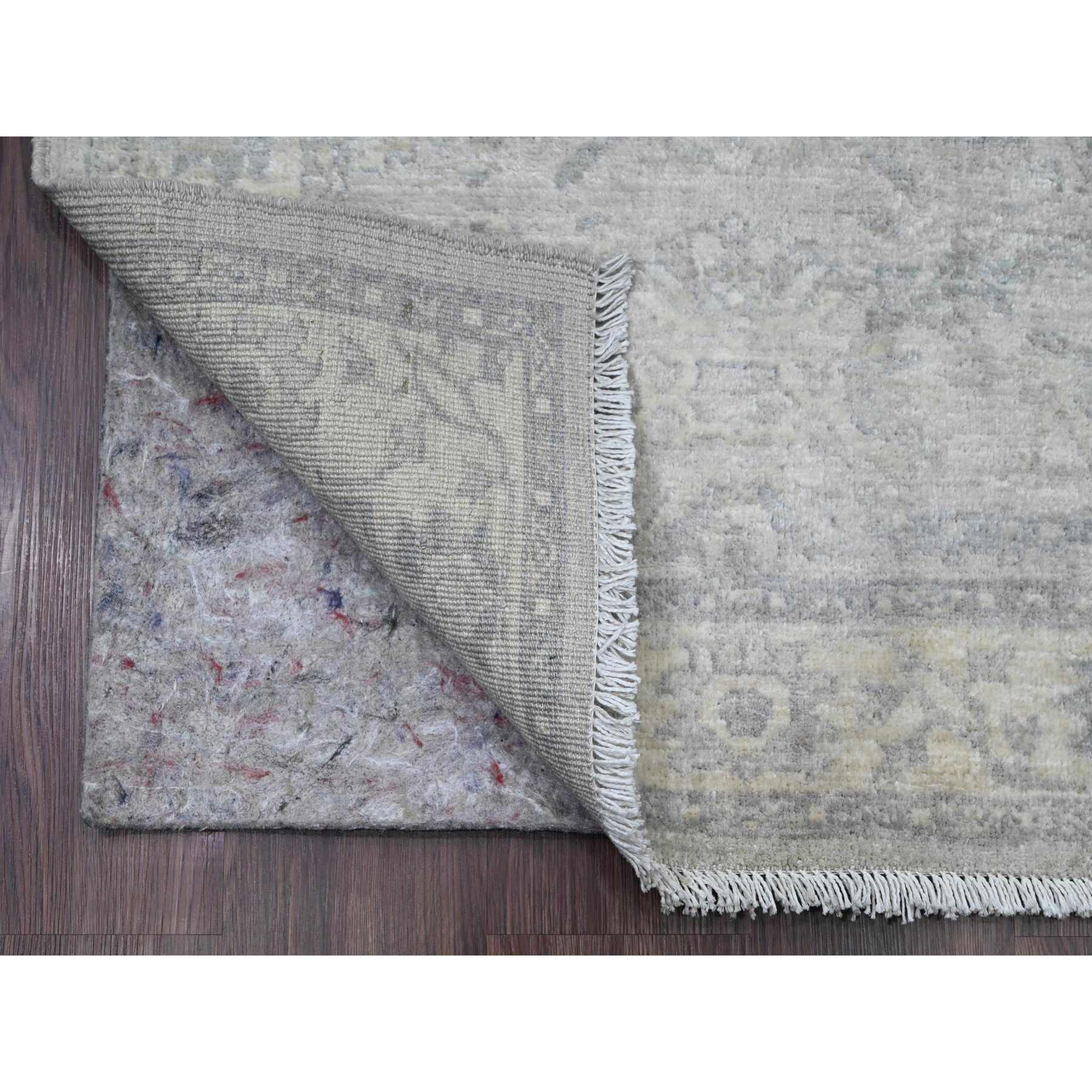 Oushak-And-Peshawar-Hand-Knotted-Rug-104595