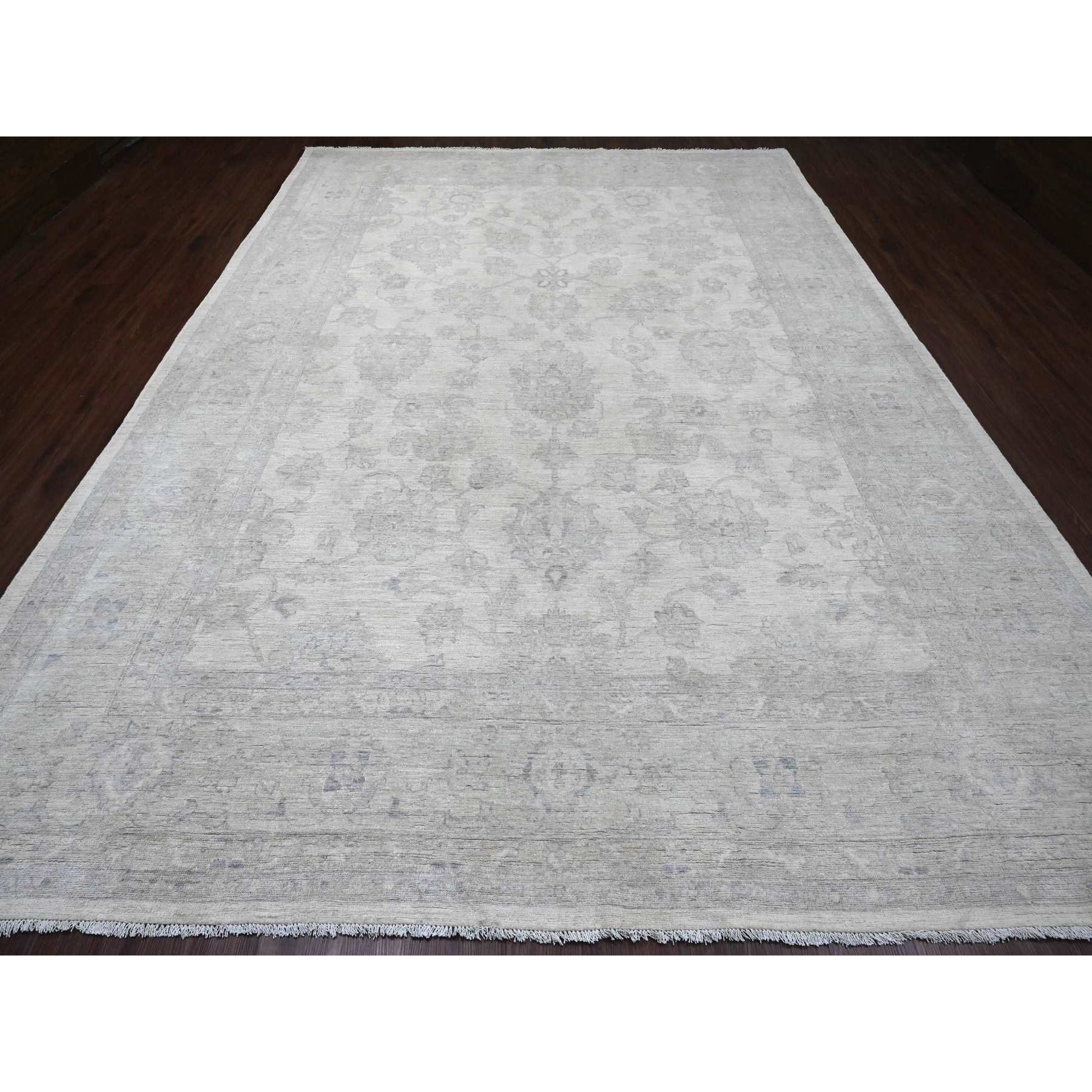Oushak-And-Peshawar-Hand-Knotted-Rug-104890
