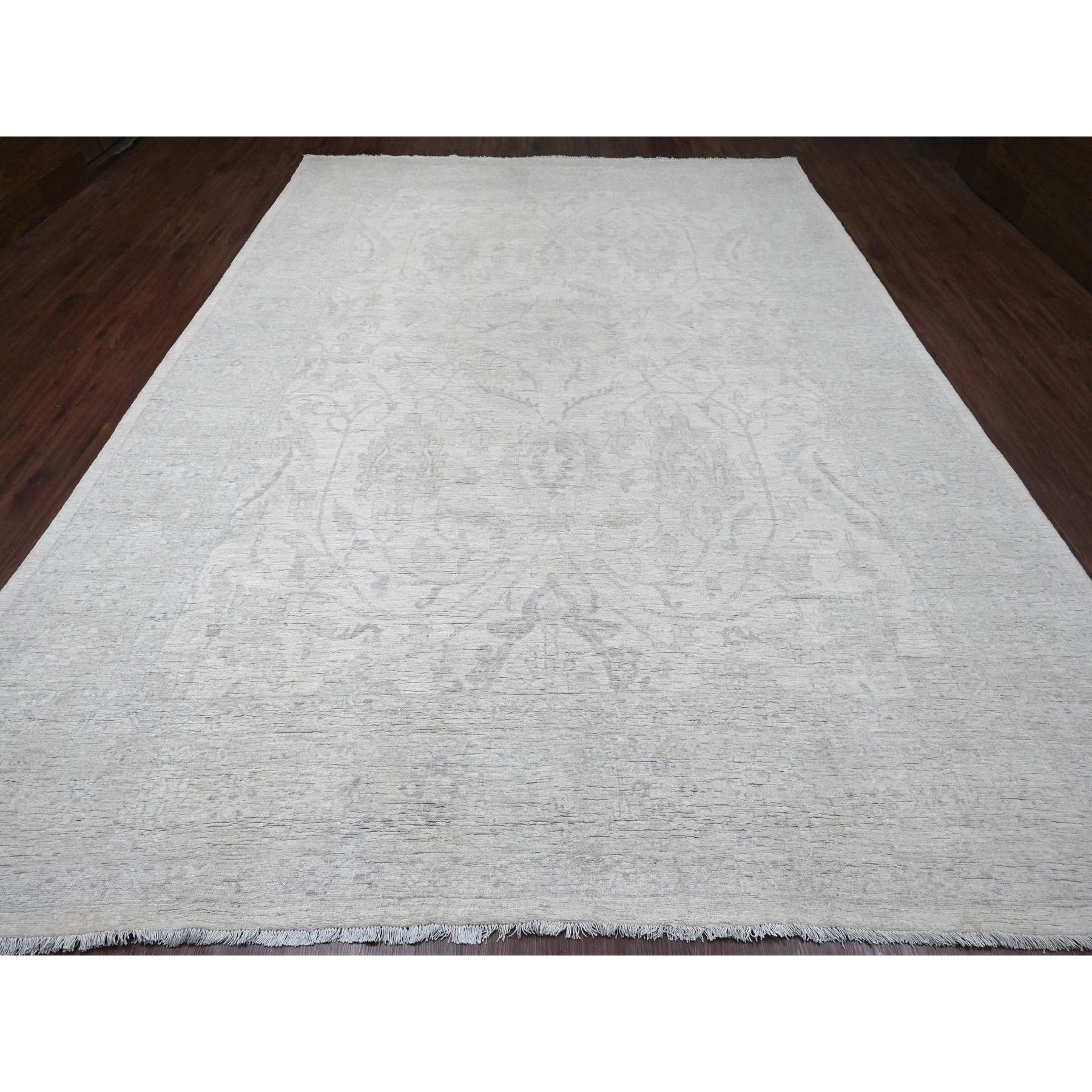 Oushak-And-Peshawar-Hand-Knotted-Rug-104945