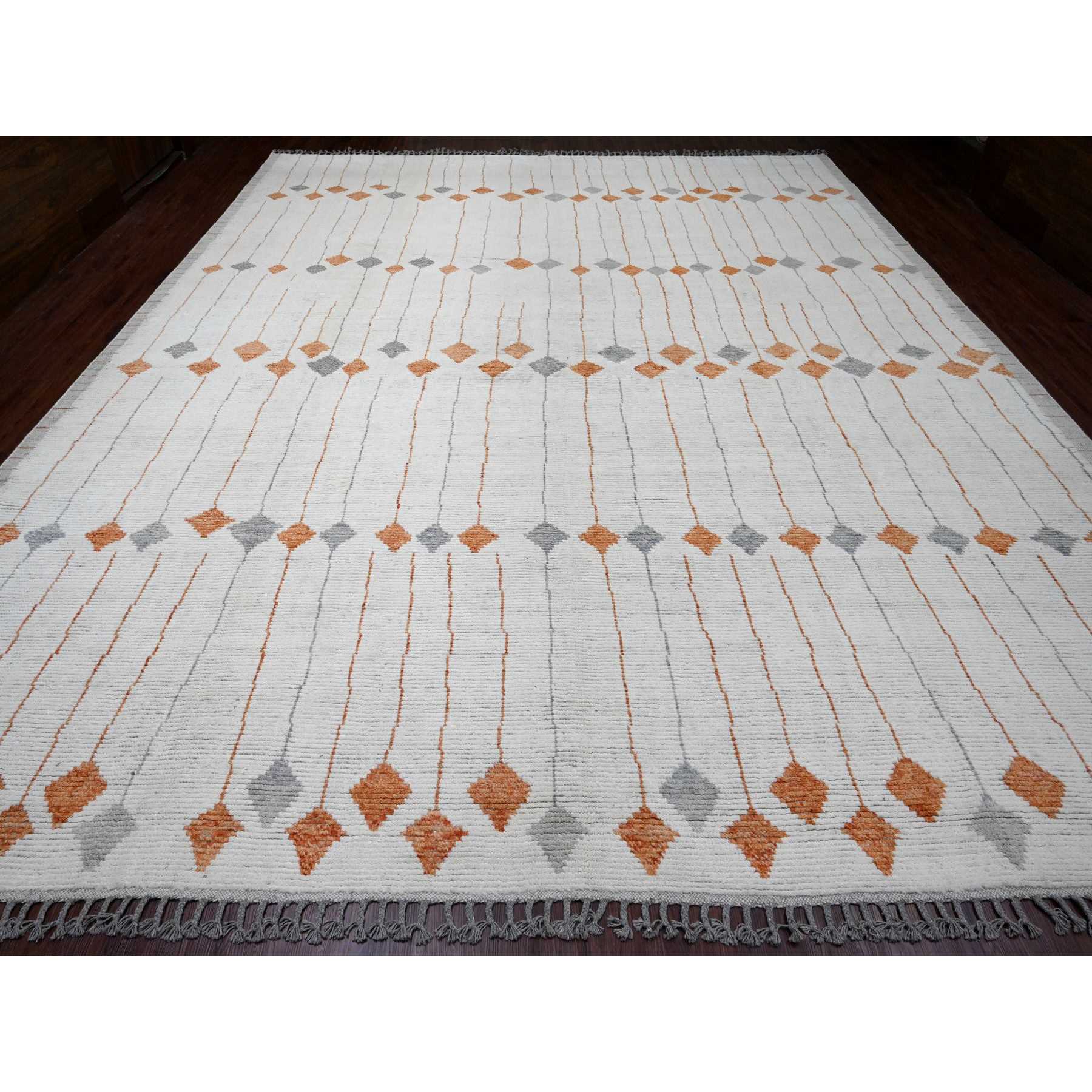 Tribal-Geometric-Hand-Knotted-Rug-102800