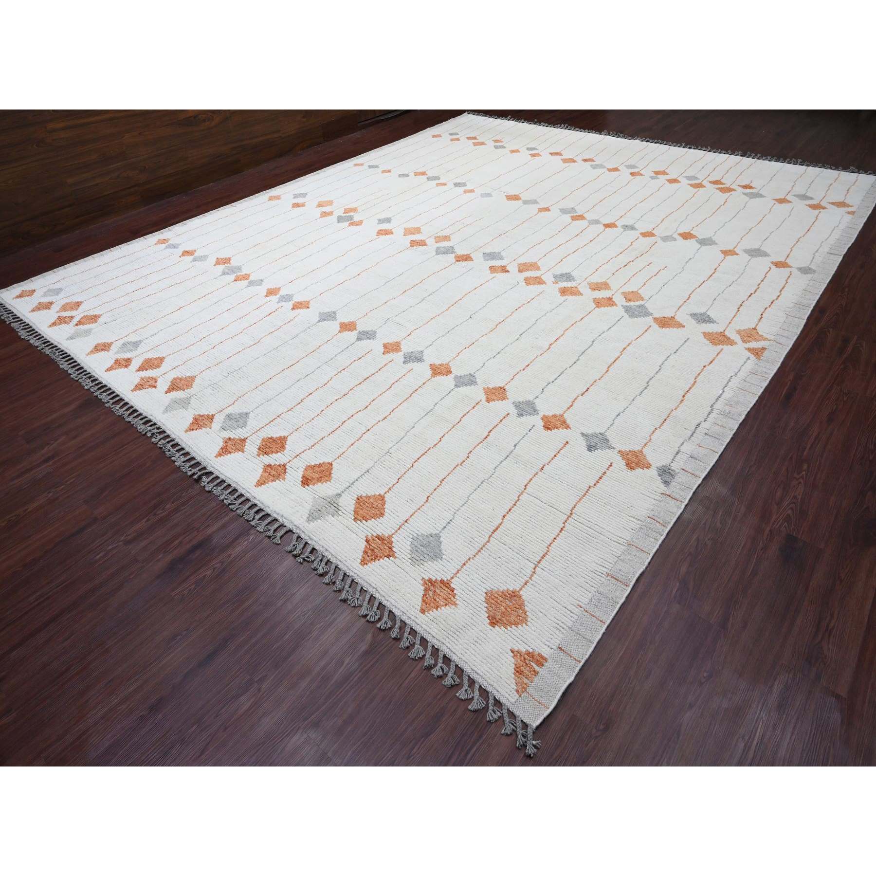 Tribal-Geometric-Hand-Knotted-Rug-102800