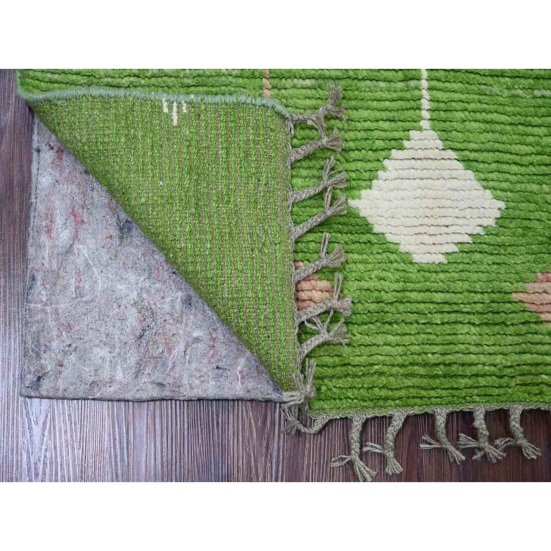 Tribal-Geometric-Hand-Knotted-Rug-103105