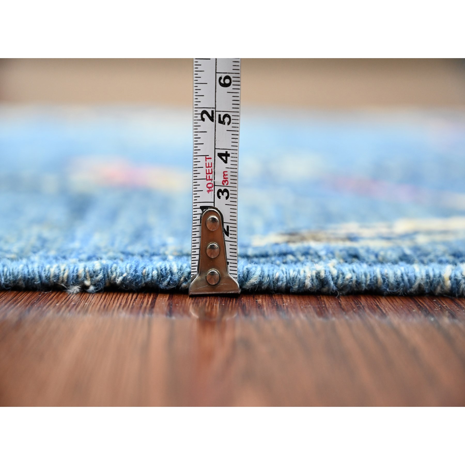 Modern-and-Contemporary-Hand-Knotted-Rug-105080