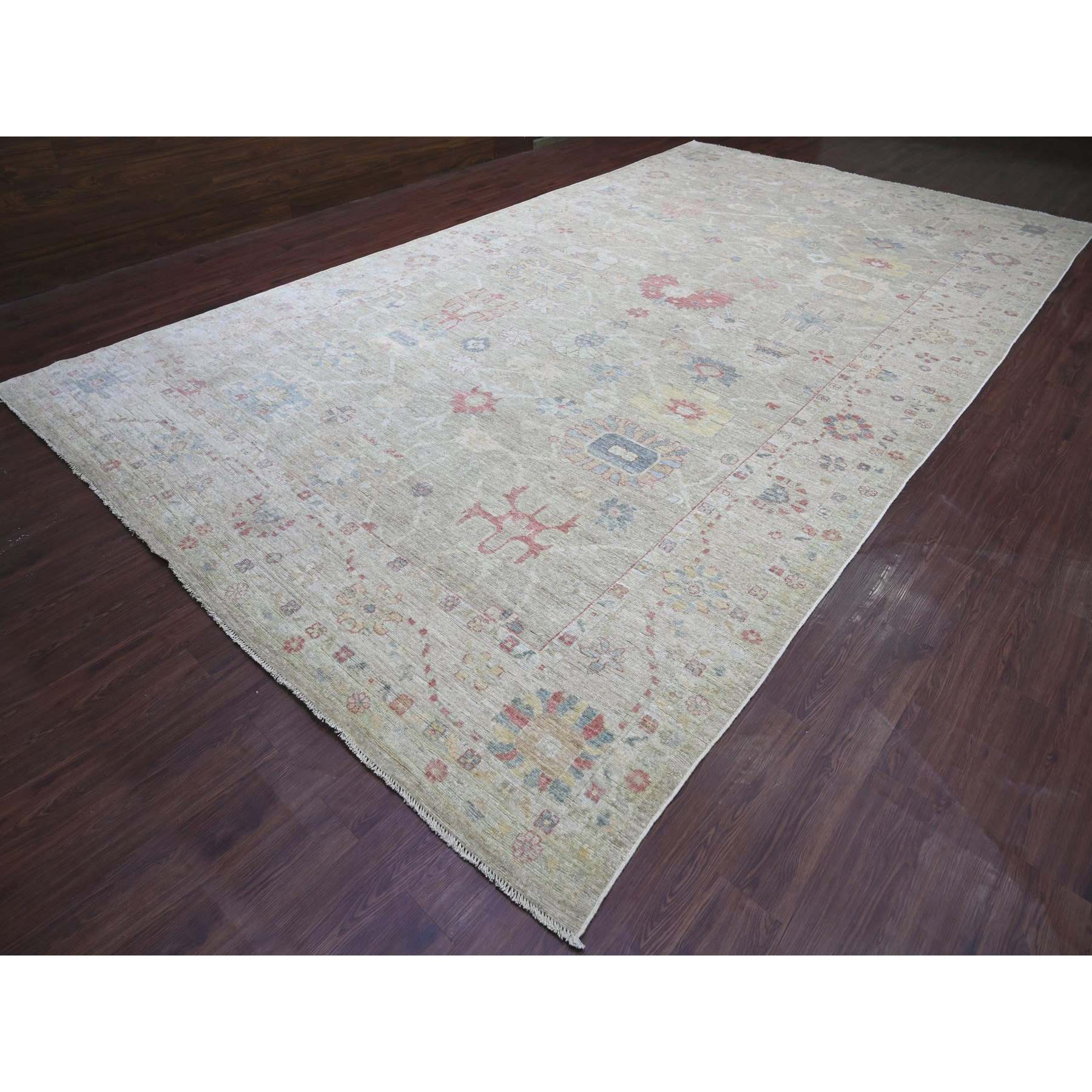 Oushak-And-Peshawar-Hand-Knotted-Rug-106950