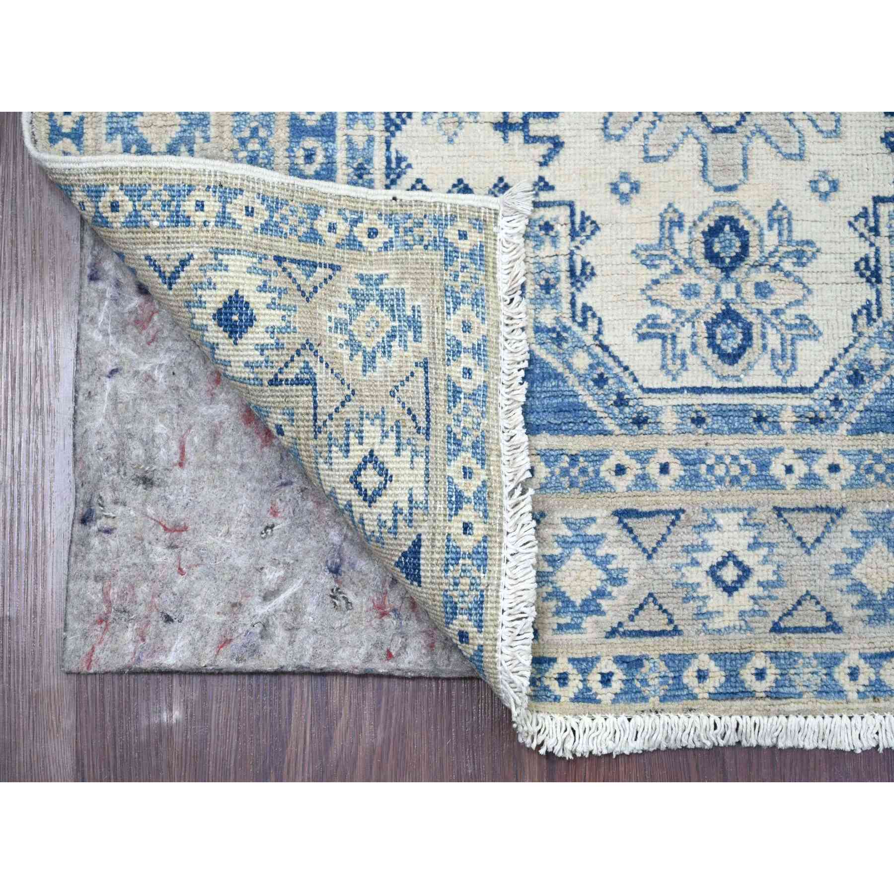 Kazak-Hand-Knotted-Rug-109040