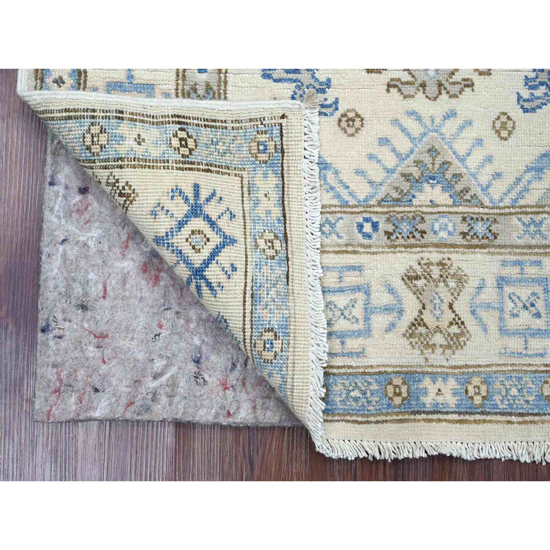 Kazak-Hand-Knotted-Rug-109045