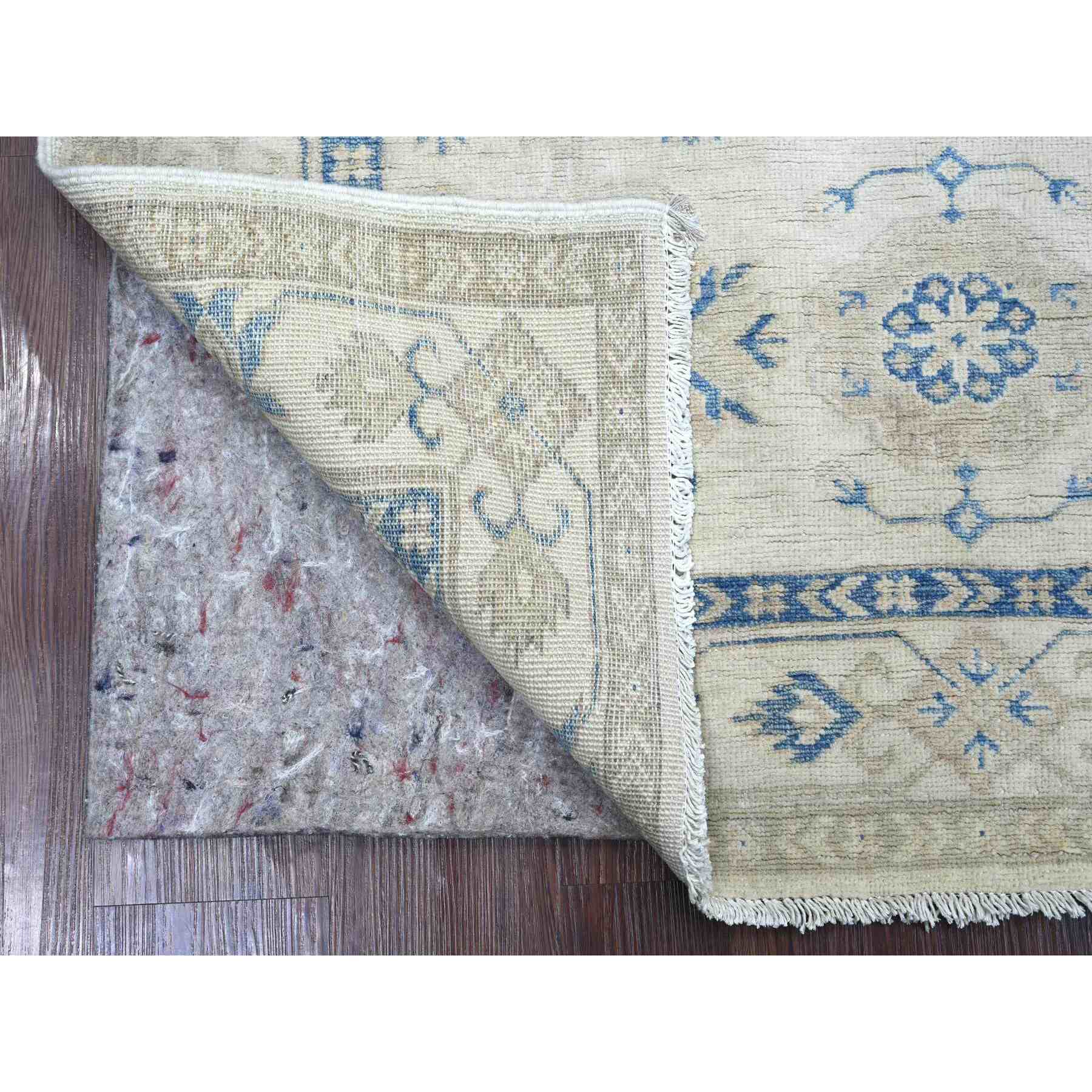 Kazak-Hand-Knotted-Rug-109895