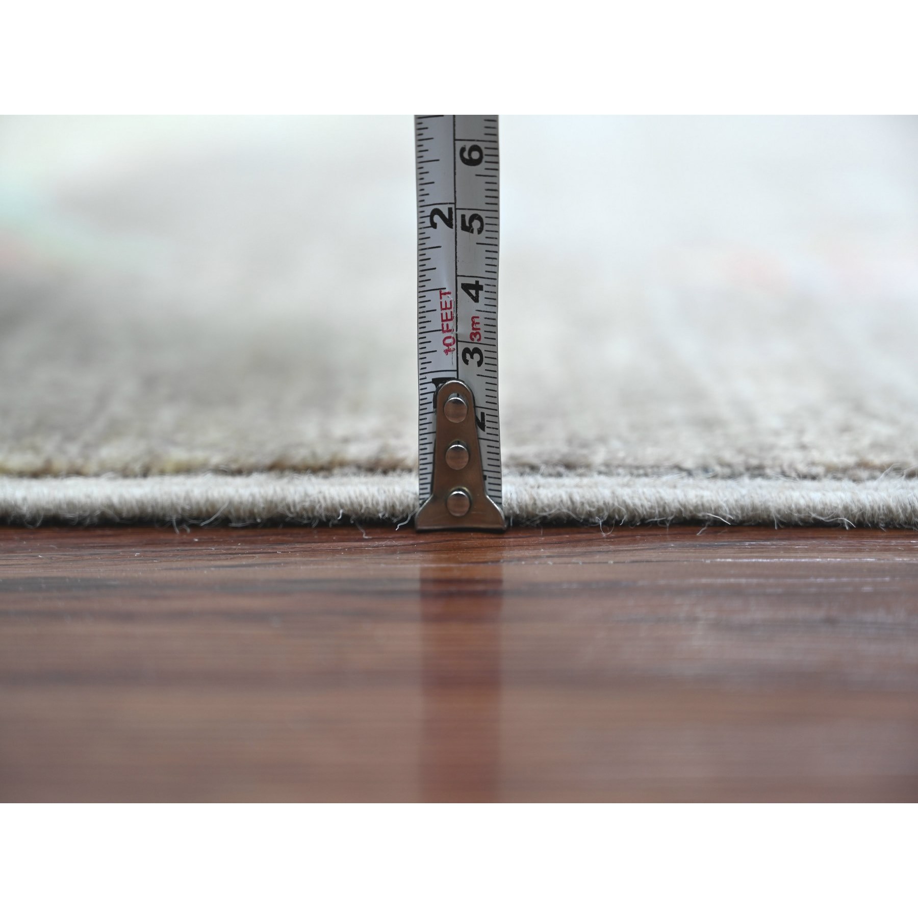 Modern-and-Contemporary-Hand-Knotted-Rug-108105