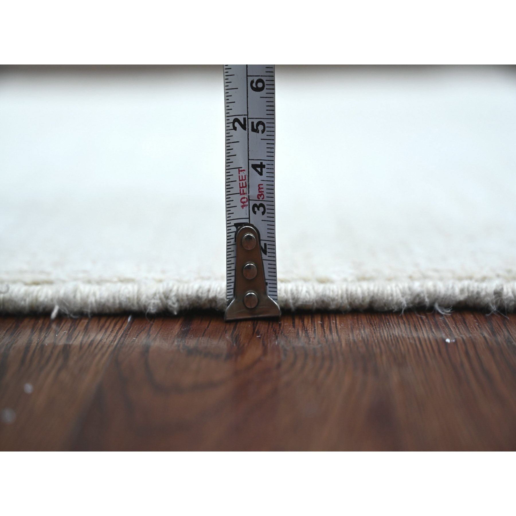 Modern-and-Contemporary-Hand-Knotted-Rug-109495