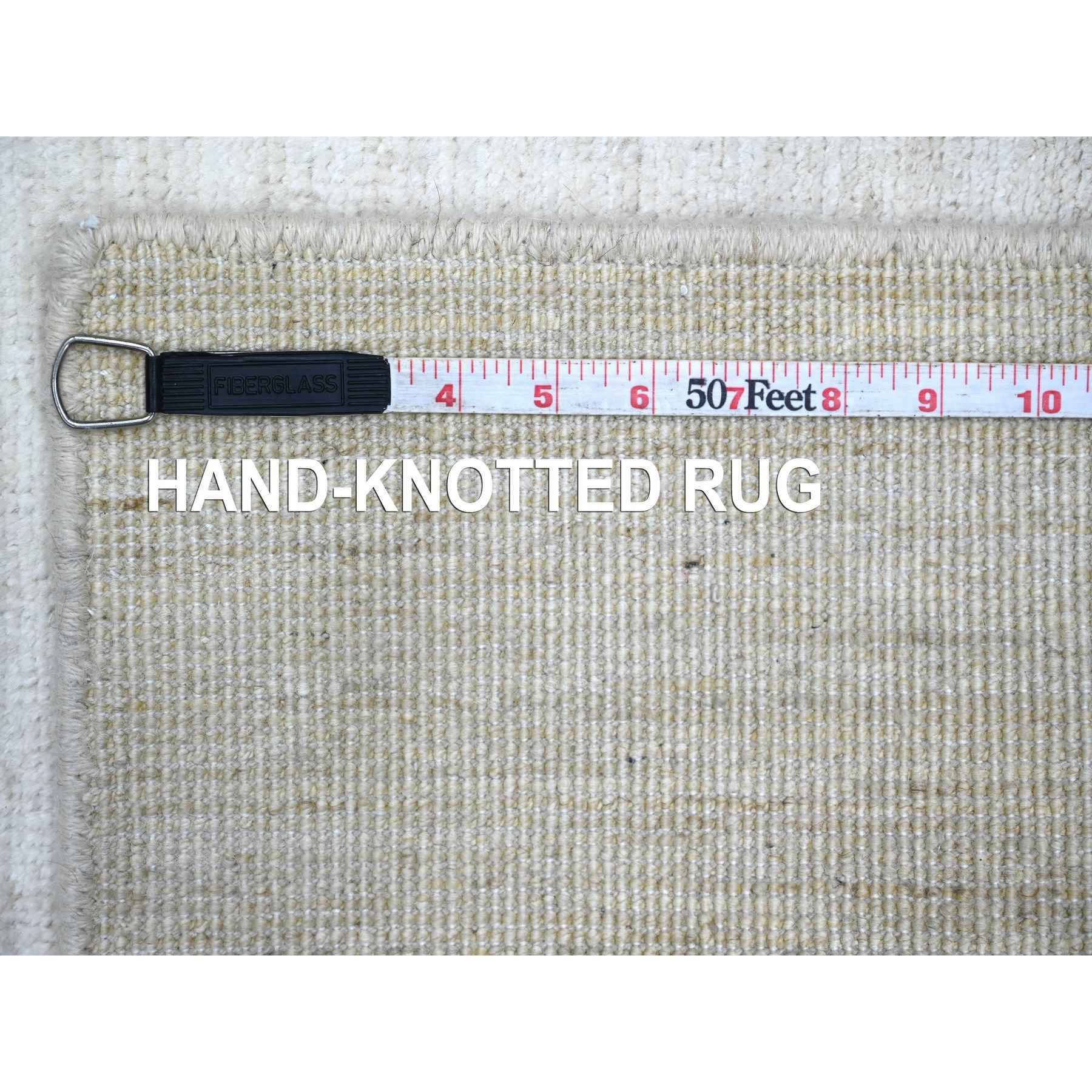 Modern-and-Contemporary-Hand-Knotted-Rug-109505