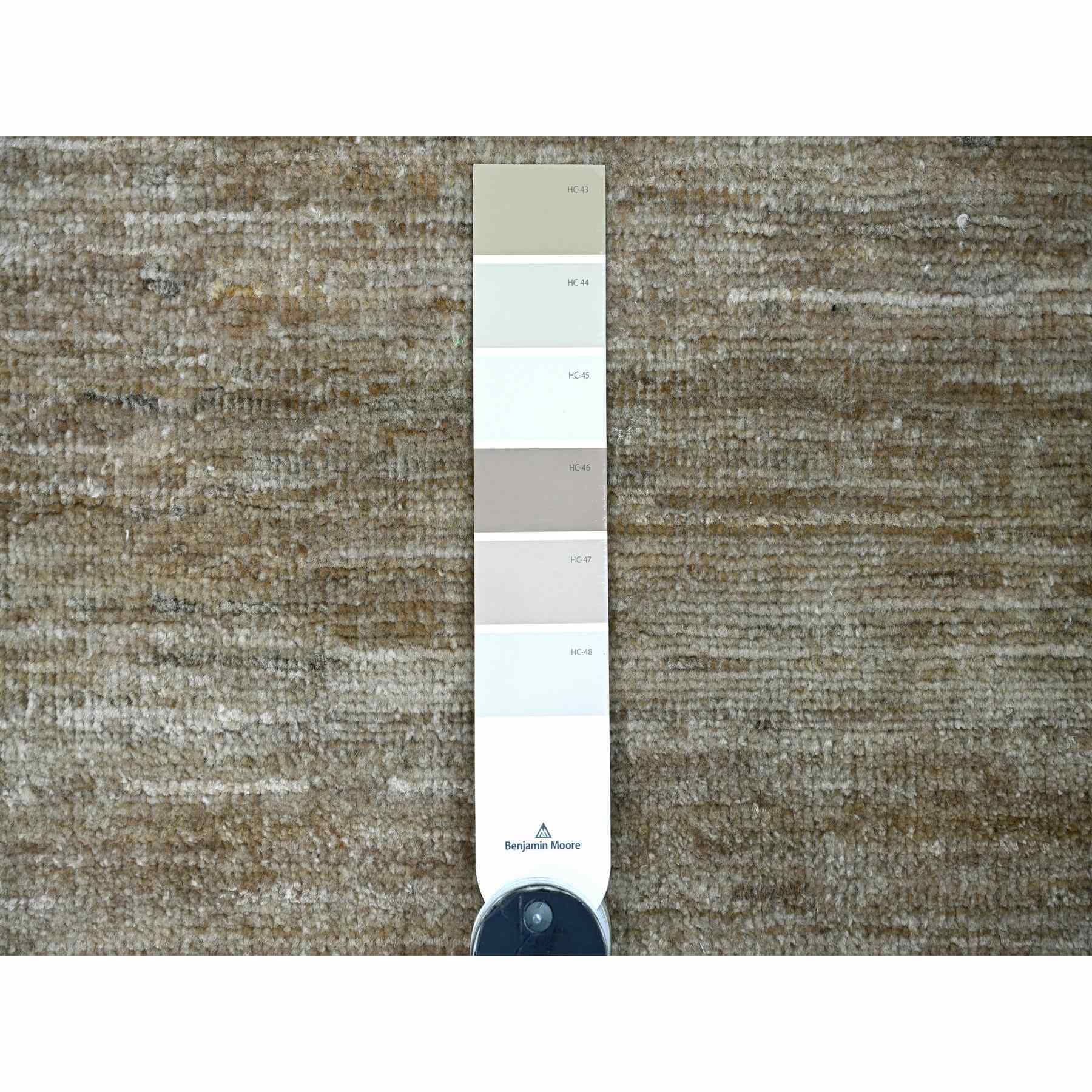 Modern-and-Contemporary-Hand-Knotted-Rug-109695