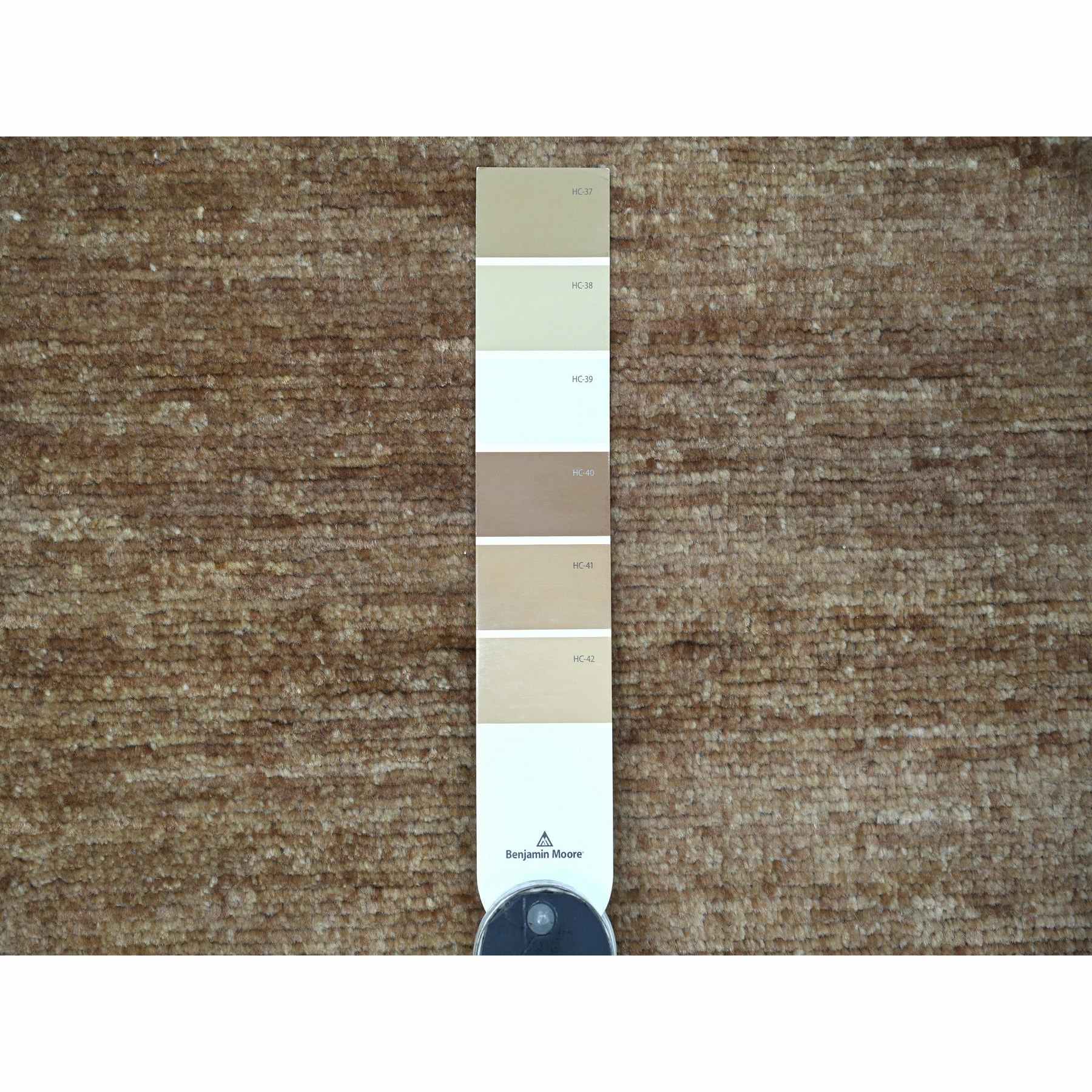 Modern-and-Contemporary-Hand-Knotted-Rug-109725