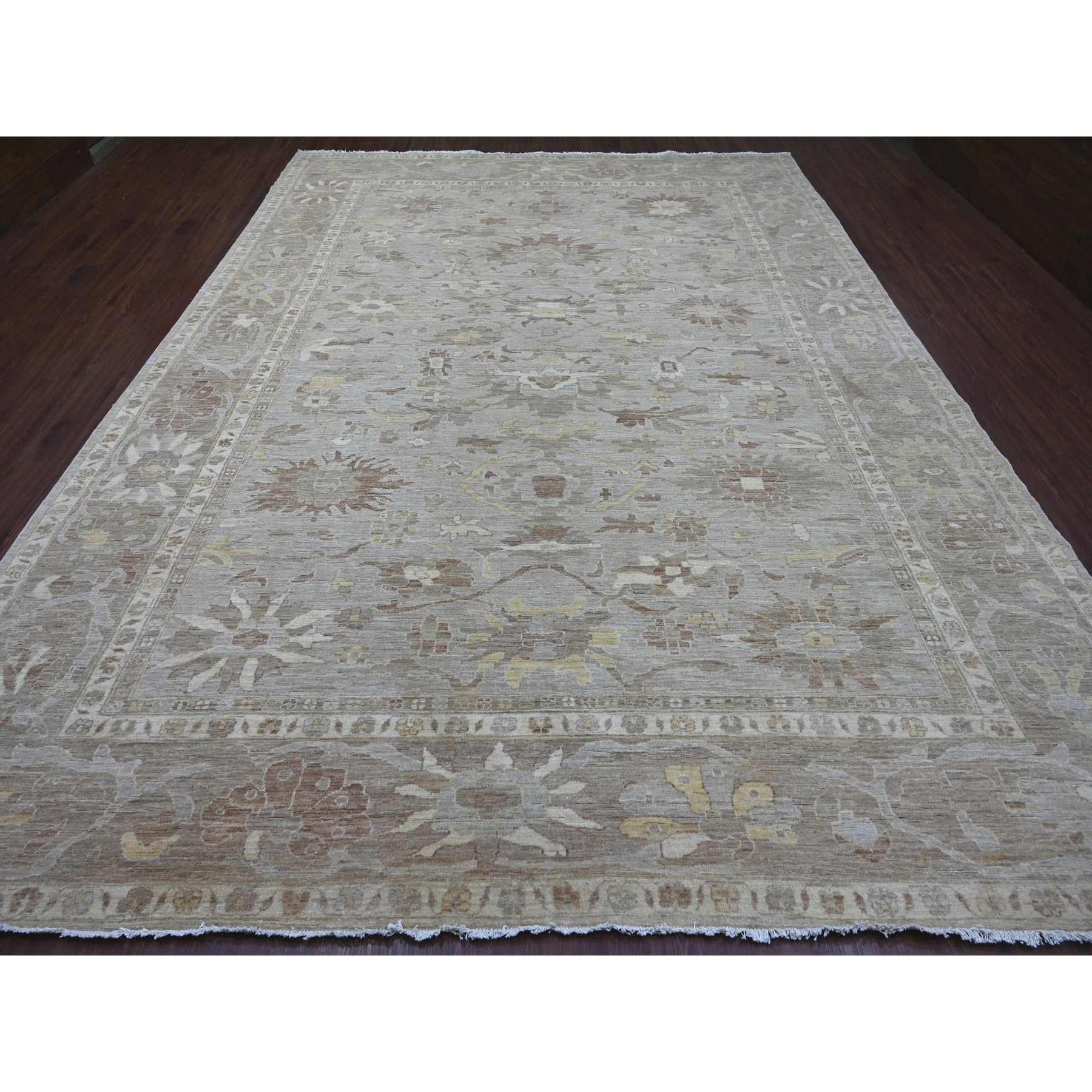 Oushak-And-Peshawar-Hand-Knotted-Rug-109390