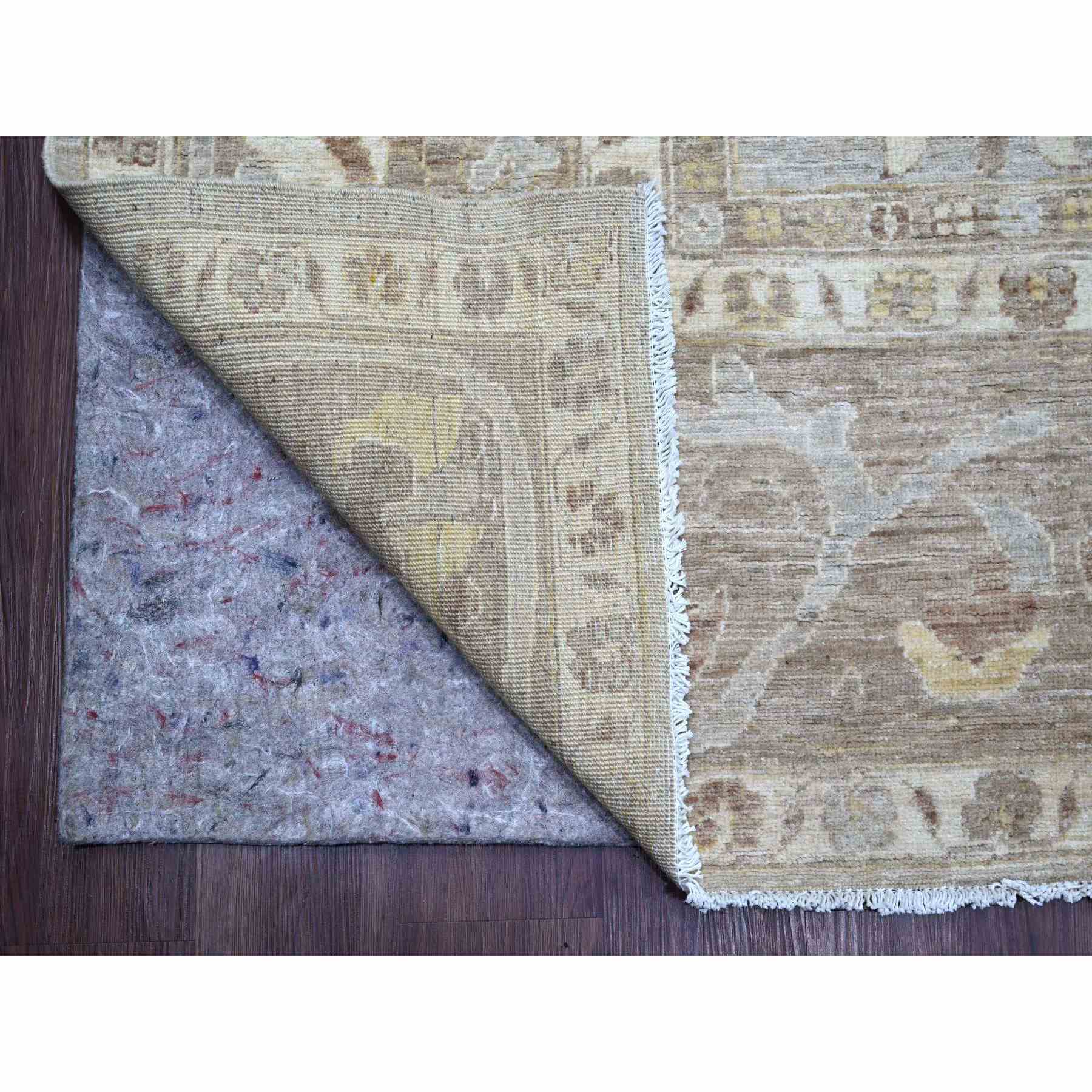 Oushak-And-Peshawar-Hand-Knotted-Rug-109390