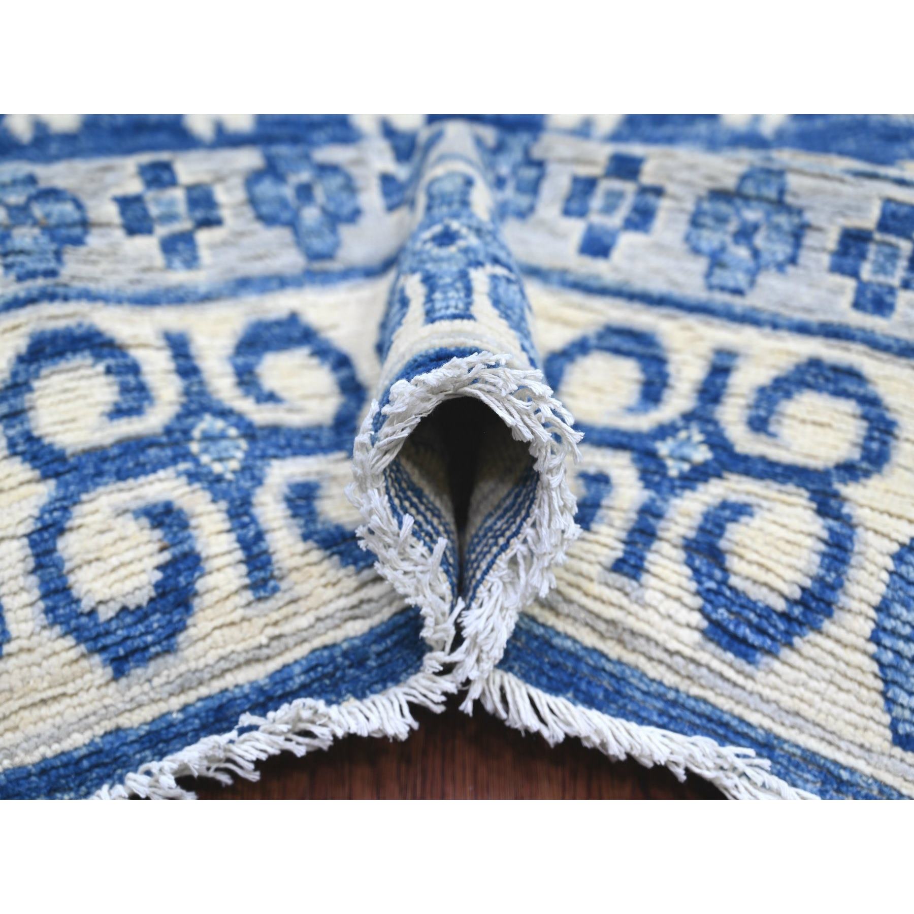Oushak-And-Peshawar-Hand-Knotted-Rug-109395