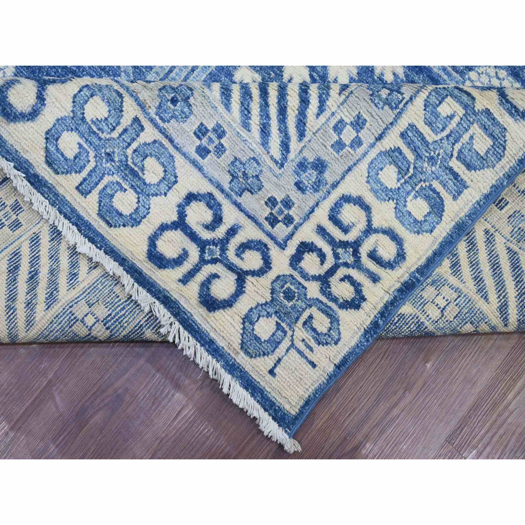 Oushak-And-Peshawar-Hand-Knotted-Rug-109395