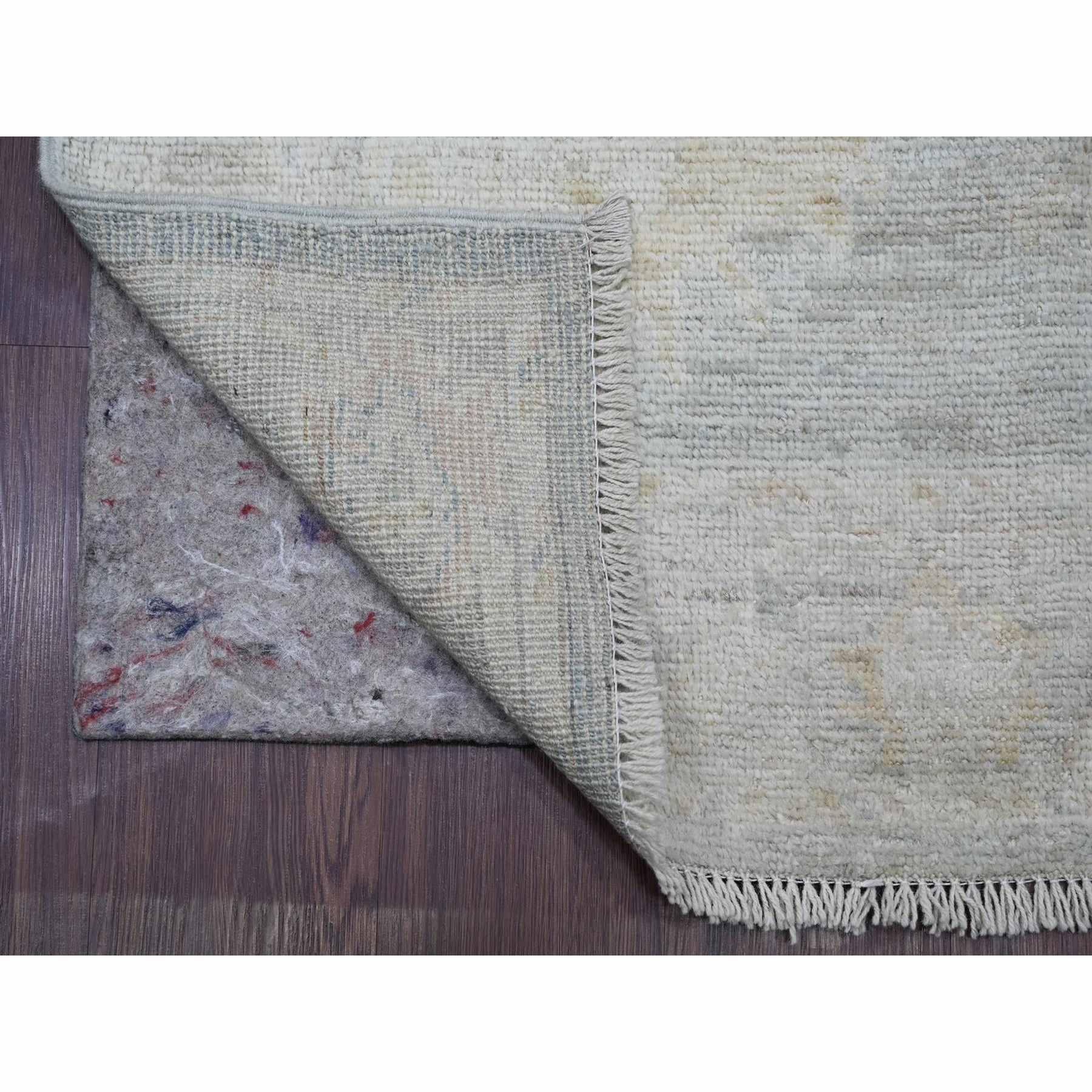 Ikat-And-Suzani-Design-Hand-Knotted-Rug-111540