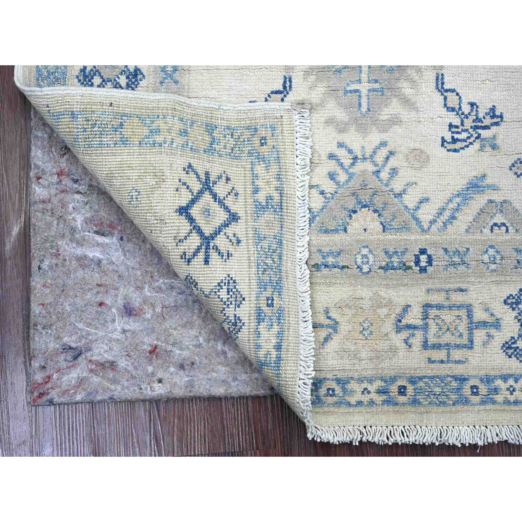 Kazak-Hand-Knotted-Rug-110095
